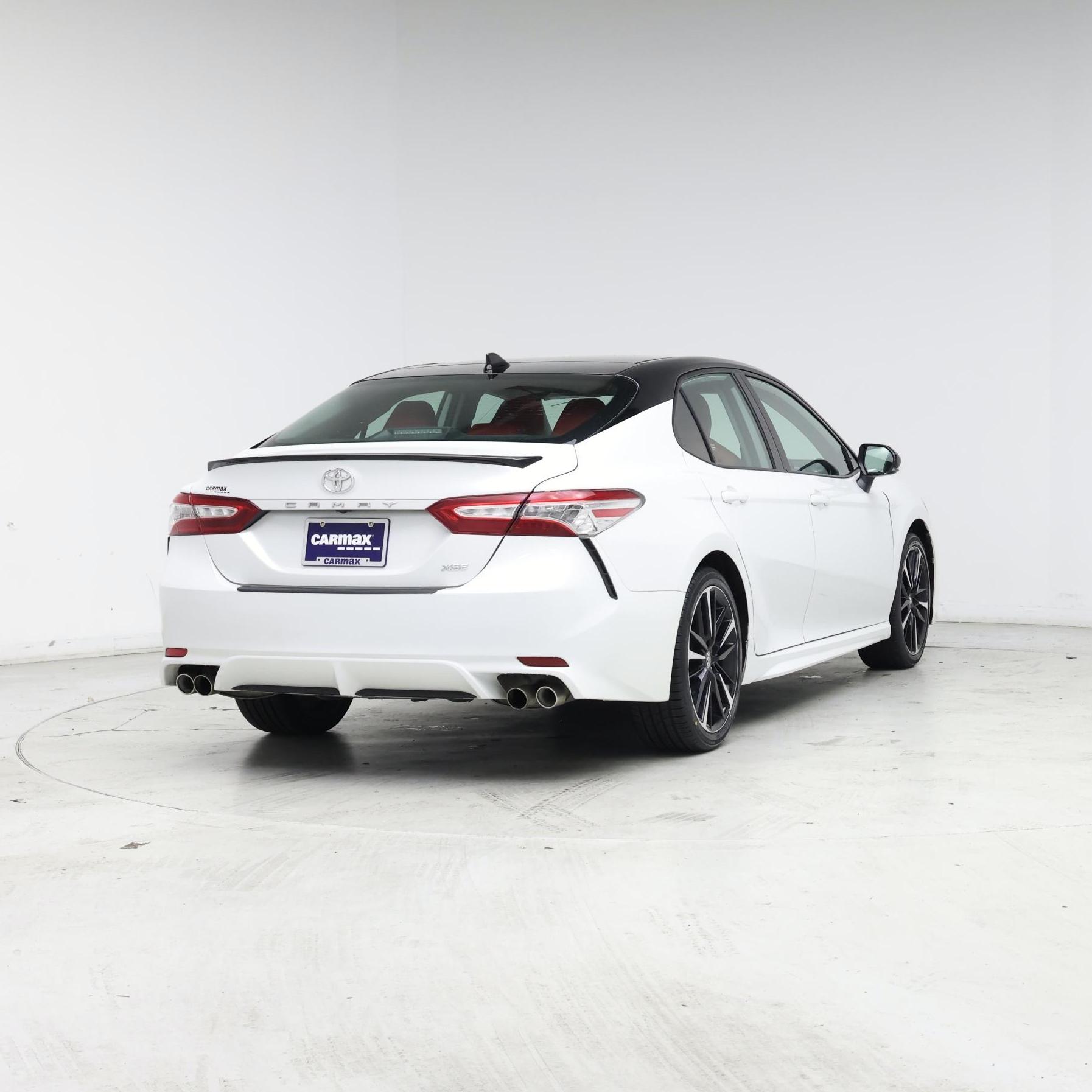Thumbnail: 2020 Toyota Camry - 8