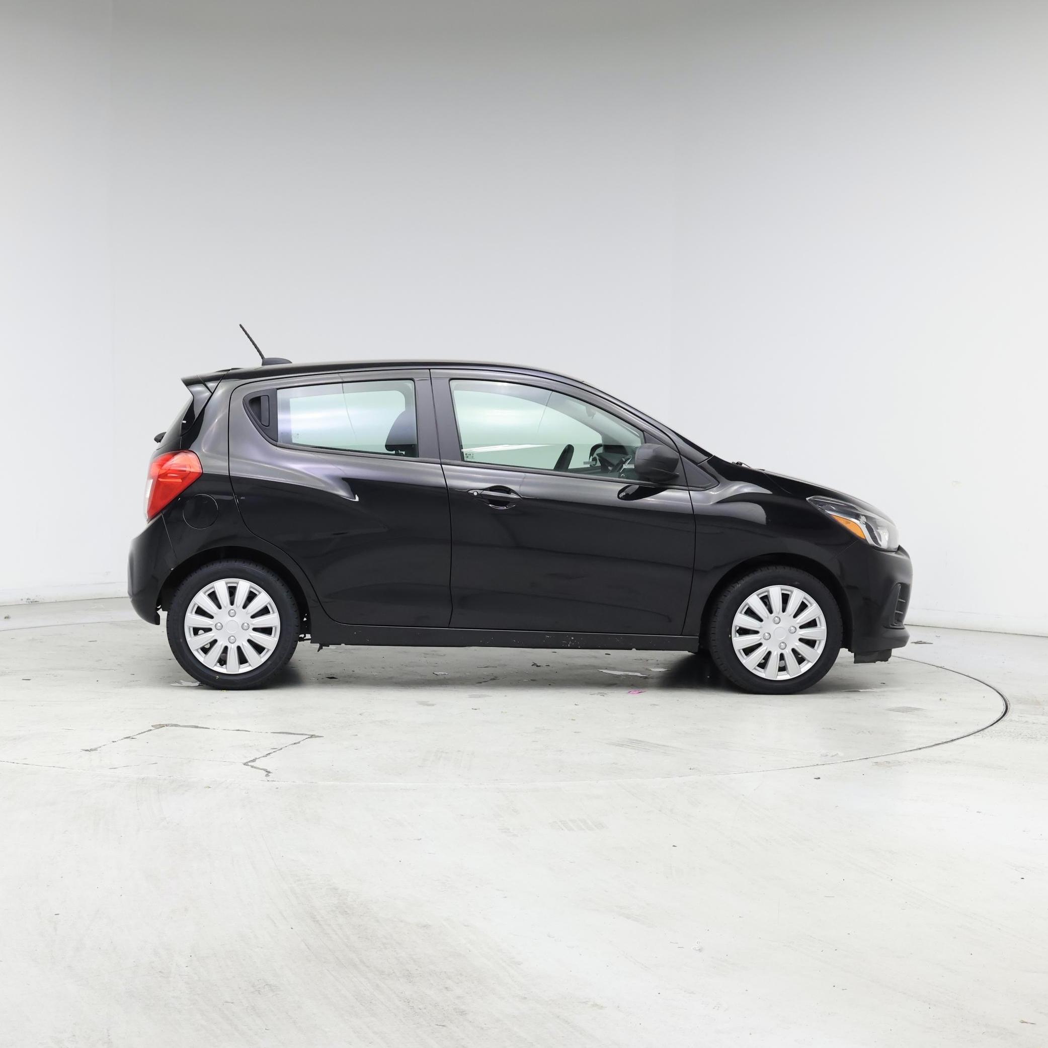 Thumbnail: 2017 Chevrolet Spark - 7