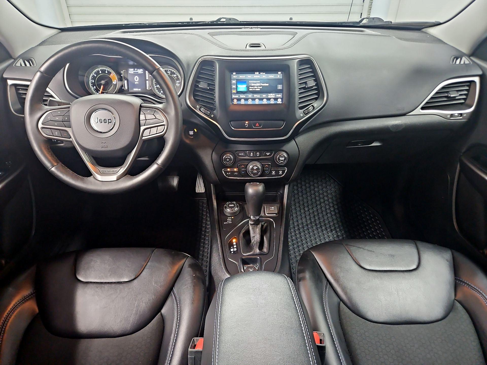 Thumbnail: 2019 Jeep Cherokee - 9