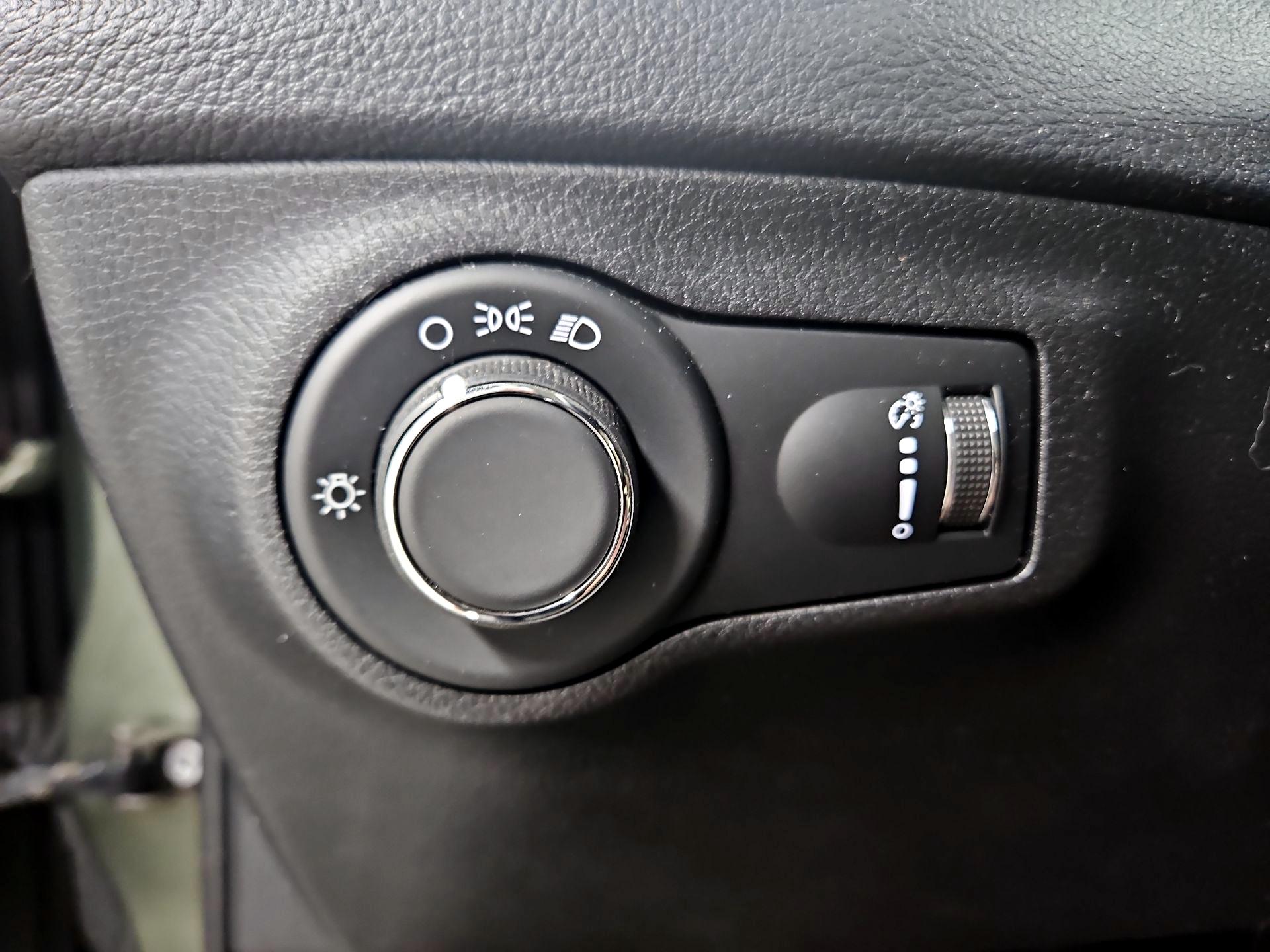 Thumbnail: 2019 Jeep Compass - 13