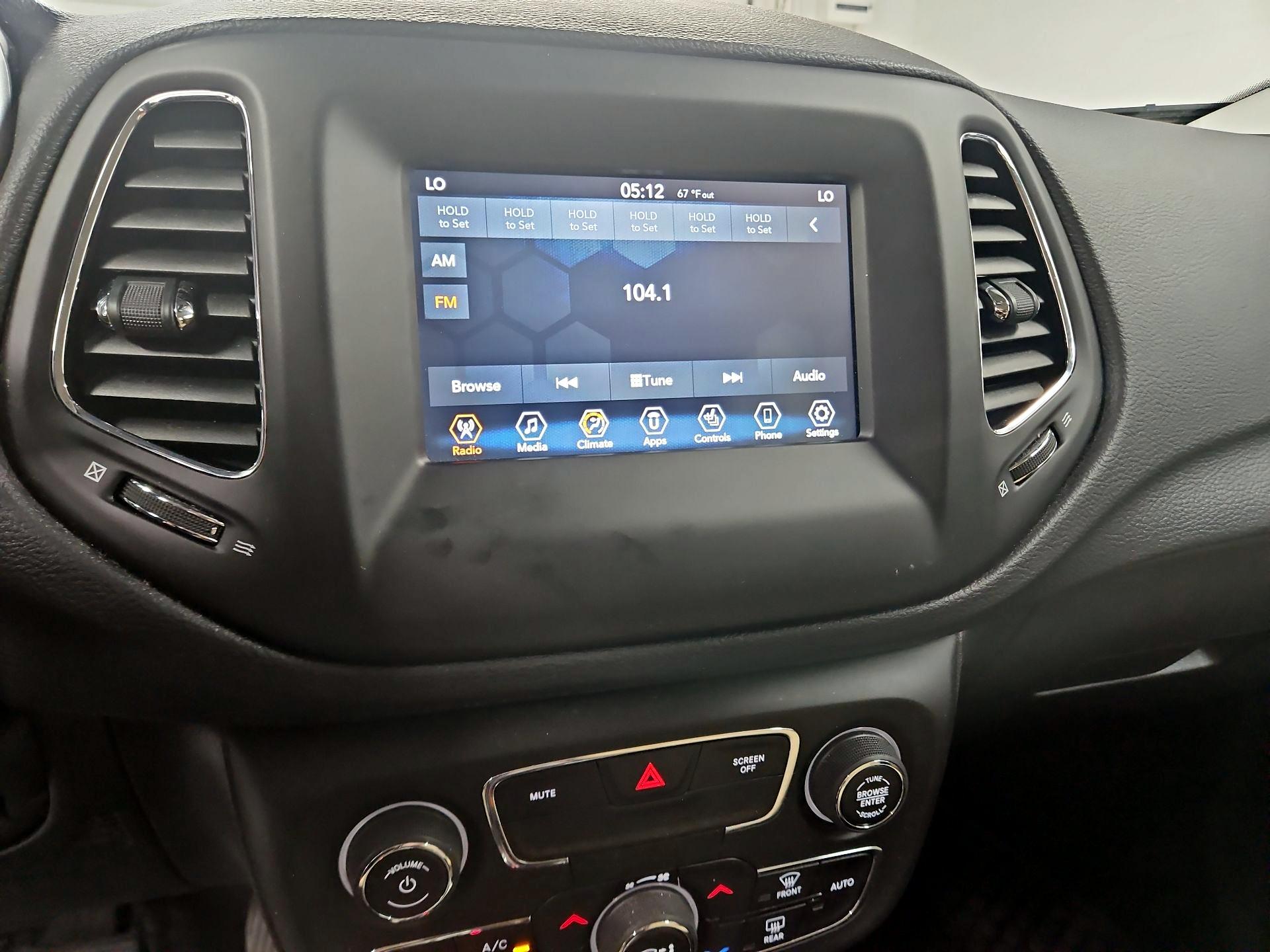 Thumbnail: 2019 Jeep Compass - 15
