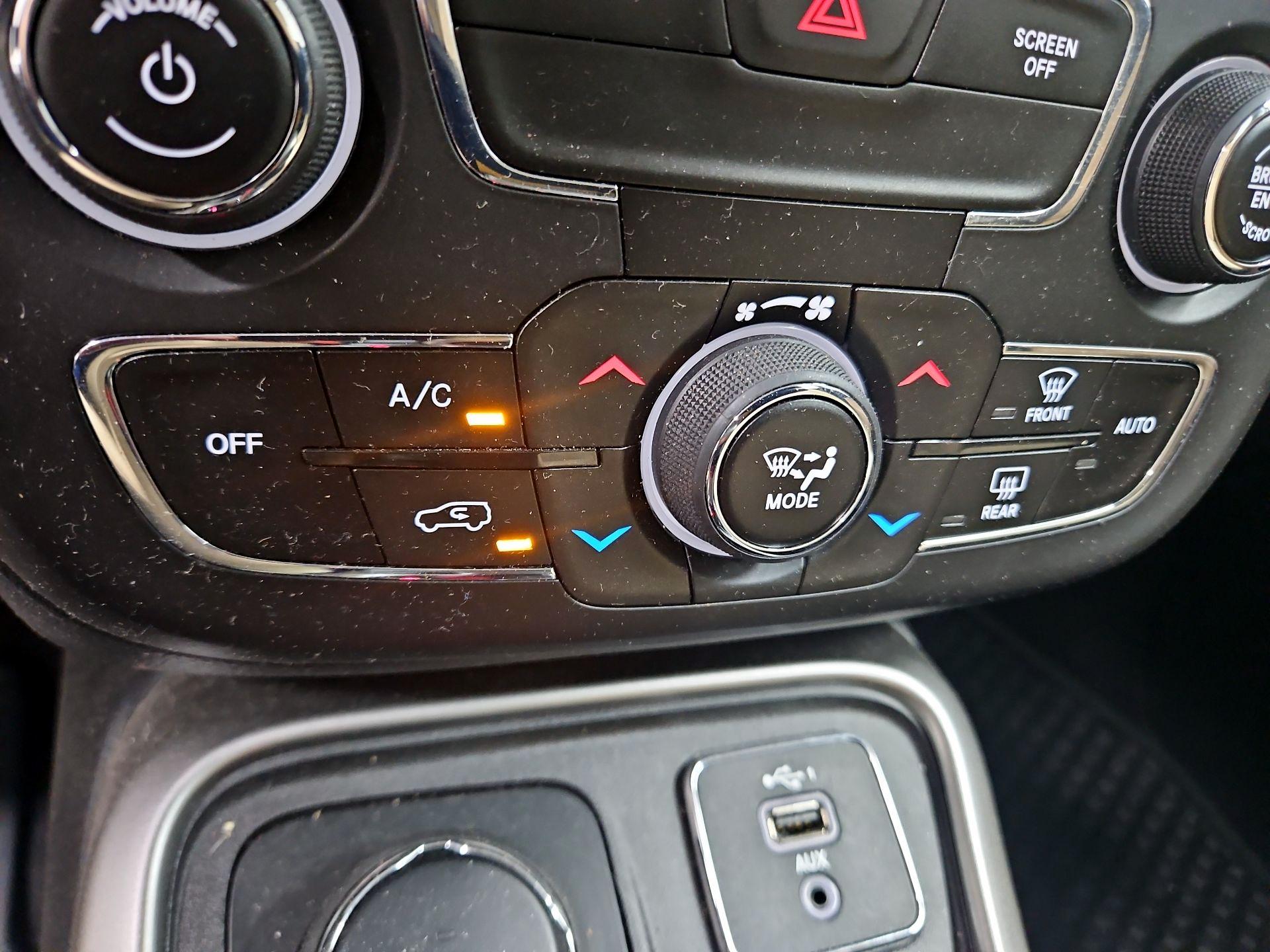Thumbnail: 2019 Jeep Compass - 16