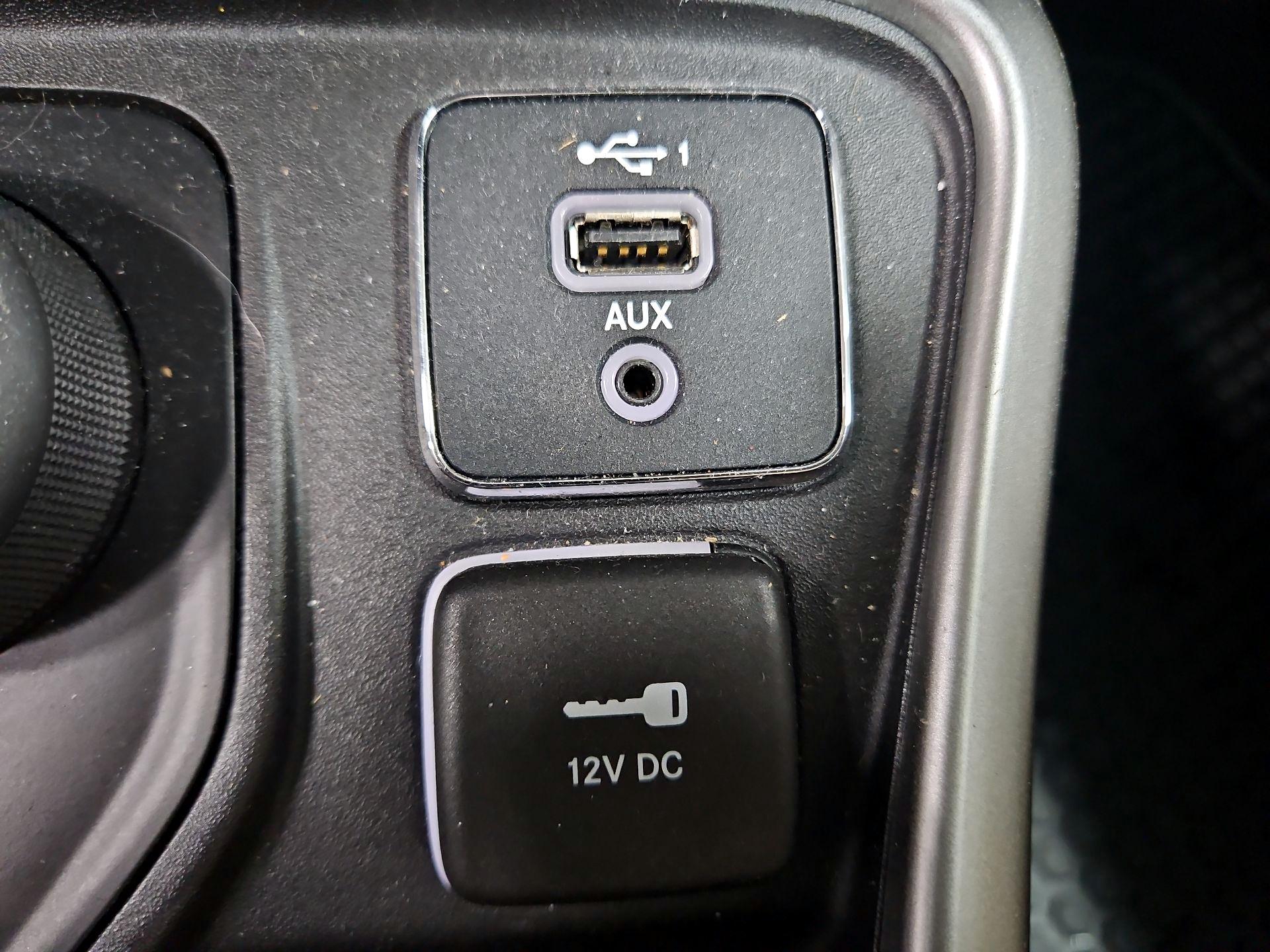 Thumbnail: 2019 Jeep Compass - 18