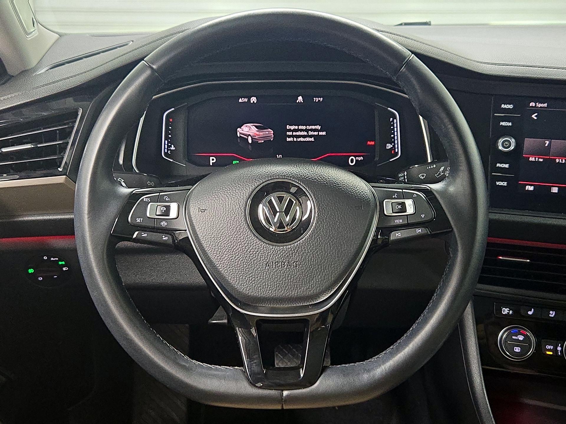 Thumbnail: 2019 Volkswagen Jetta - 10