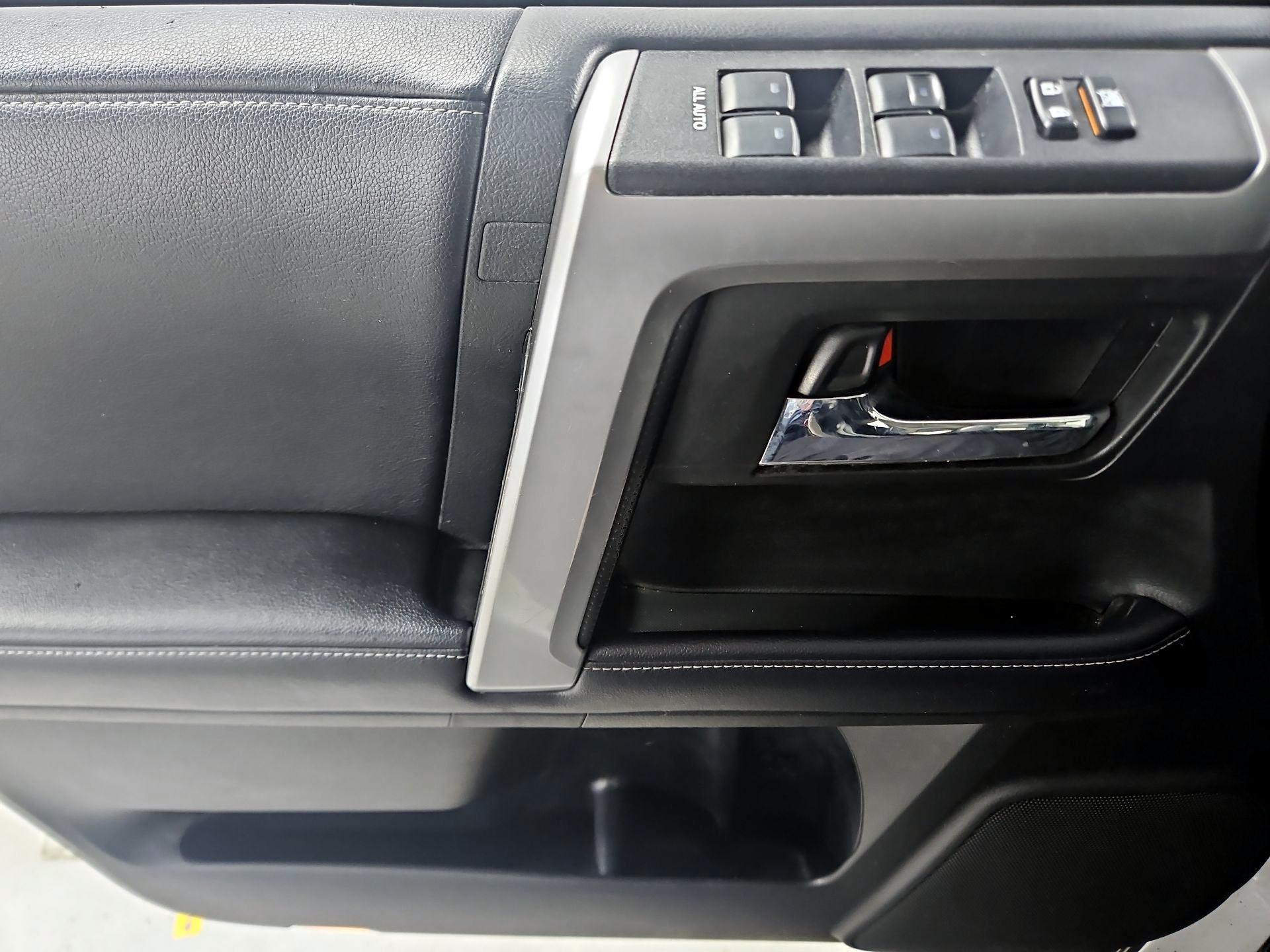 Thumbnail: 2018 Toyota 4Runner - 12