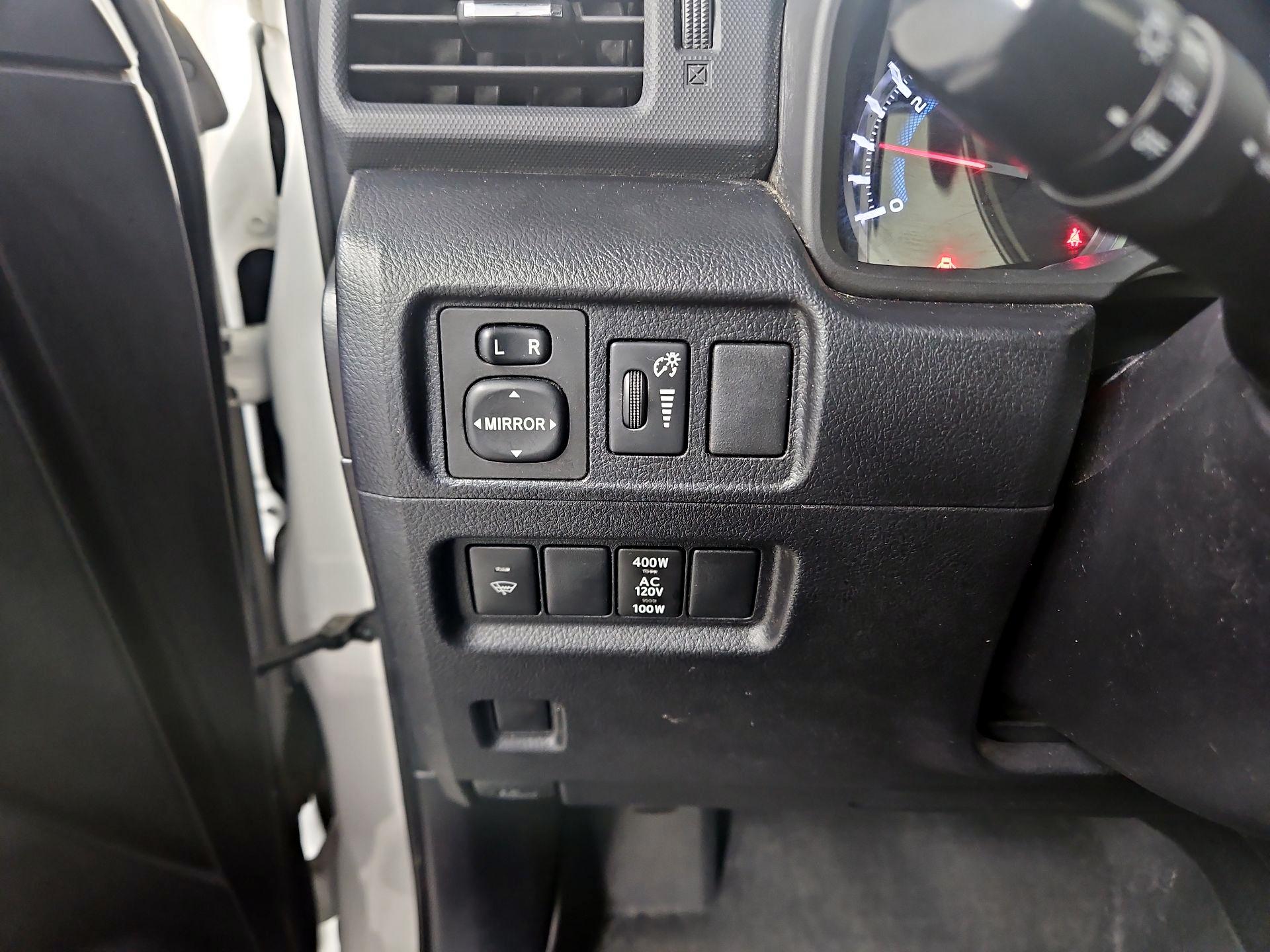 Thumbnail: 2018 Toyota 4Runner - 13