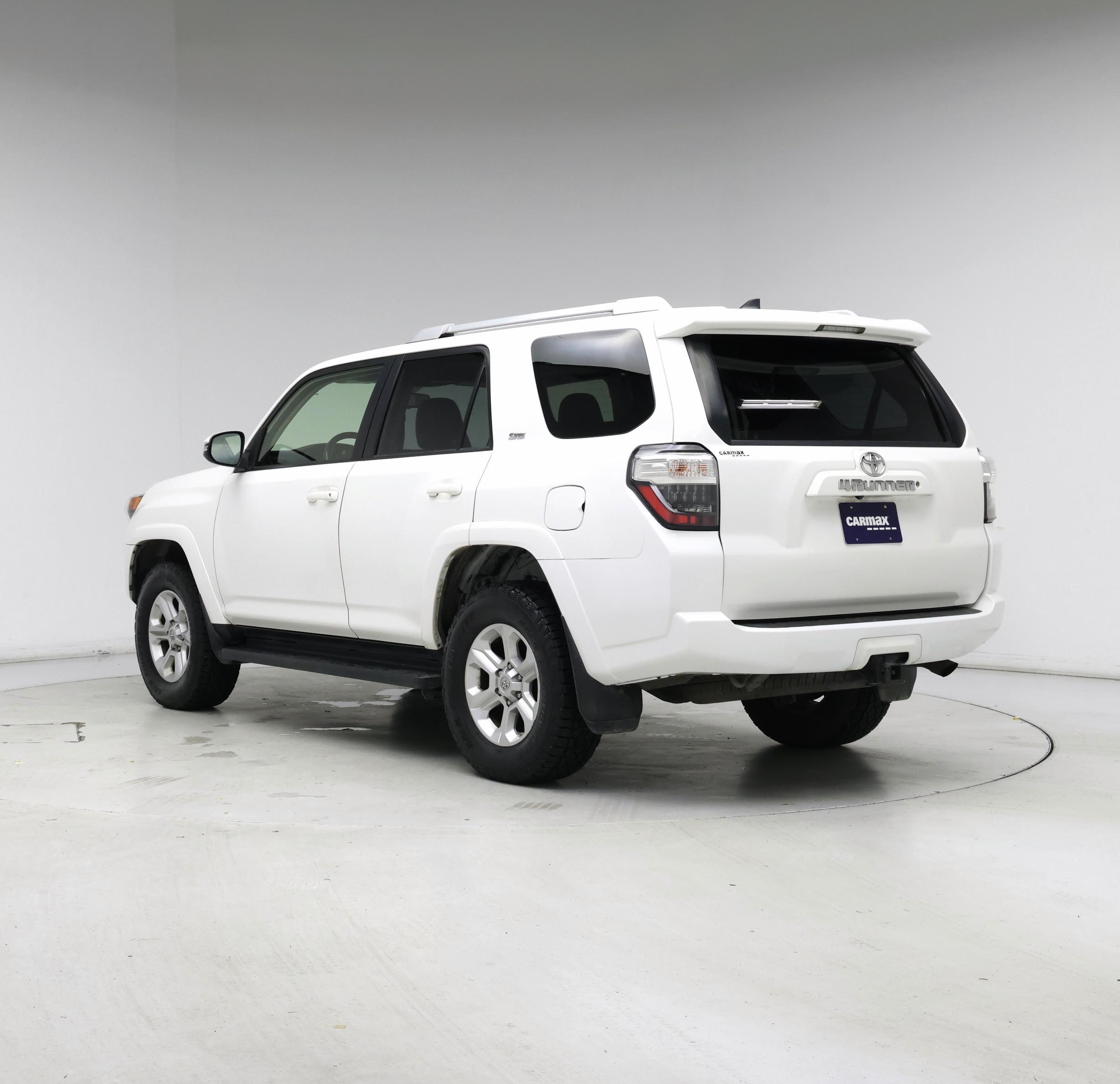 Thumbnail: 2018 Toyota 4Runner - 2