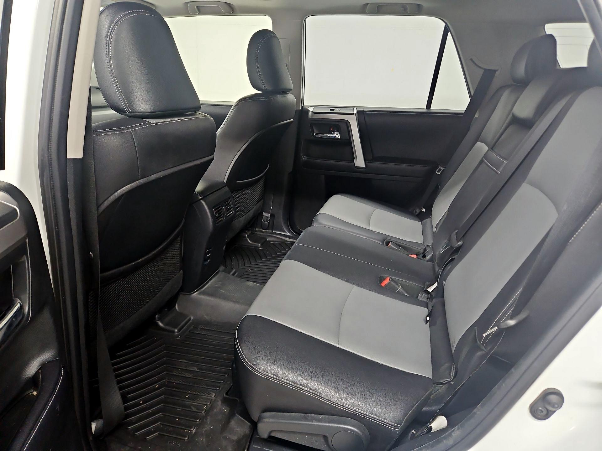 Thumbnail: 2018 Toyota 4Runner - 20