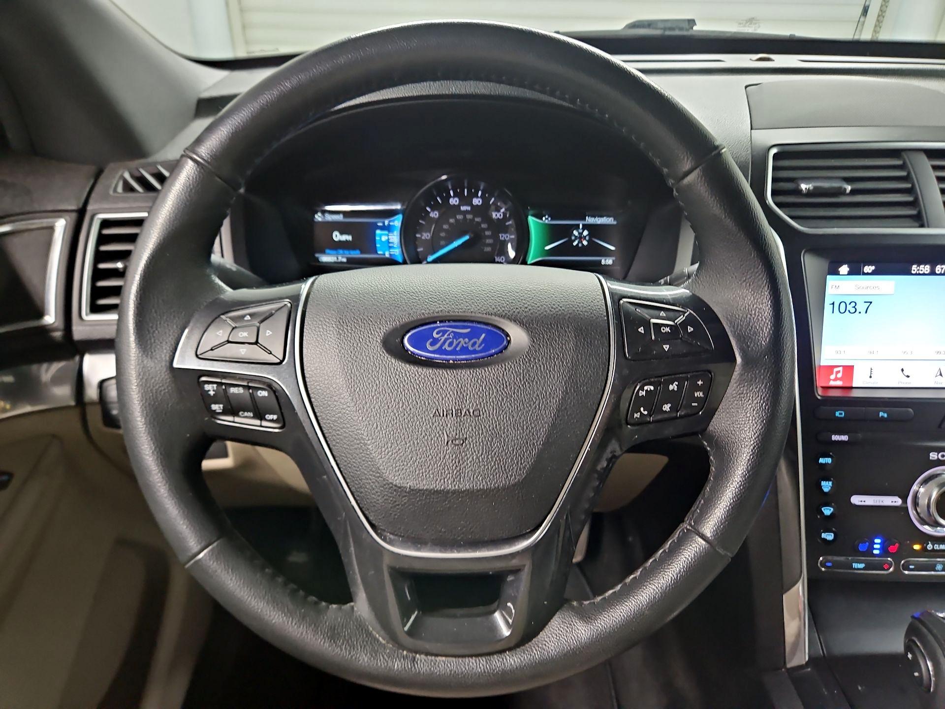Thumbnail: 2019 Ford Explorer - 10