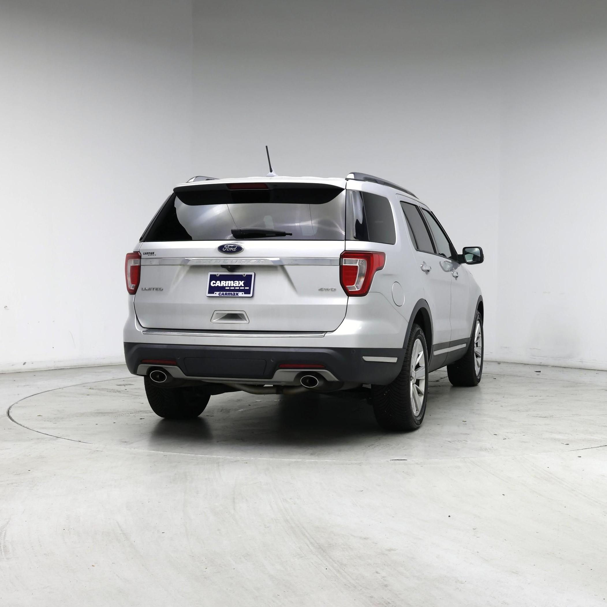 Thumbnail: 2019 Ford Explorer - 8