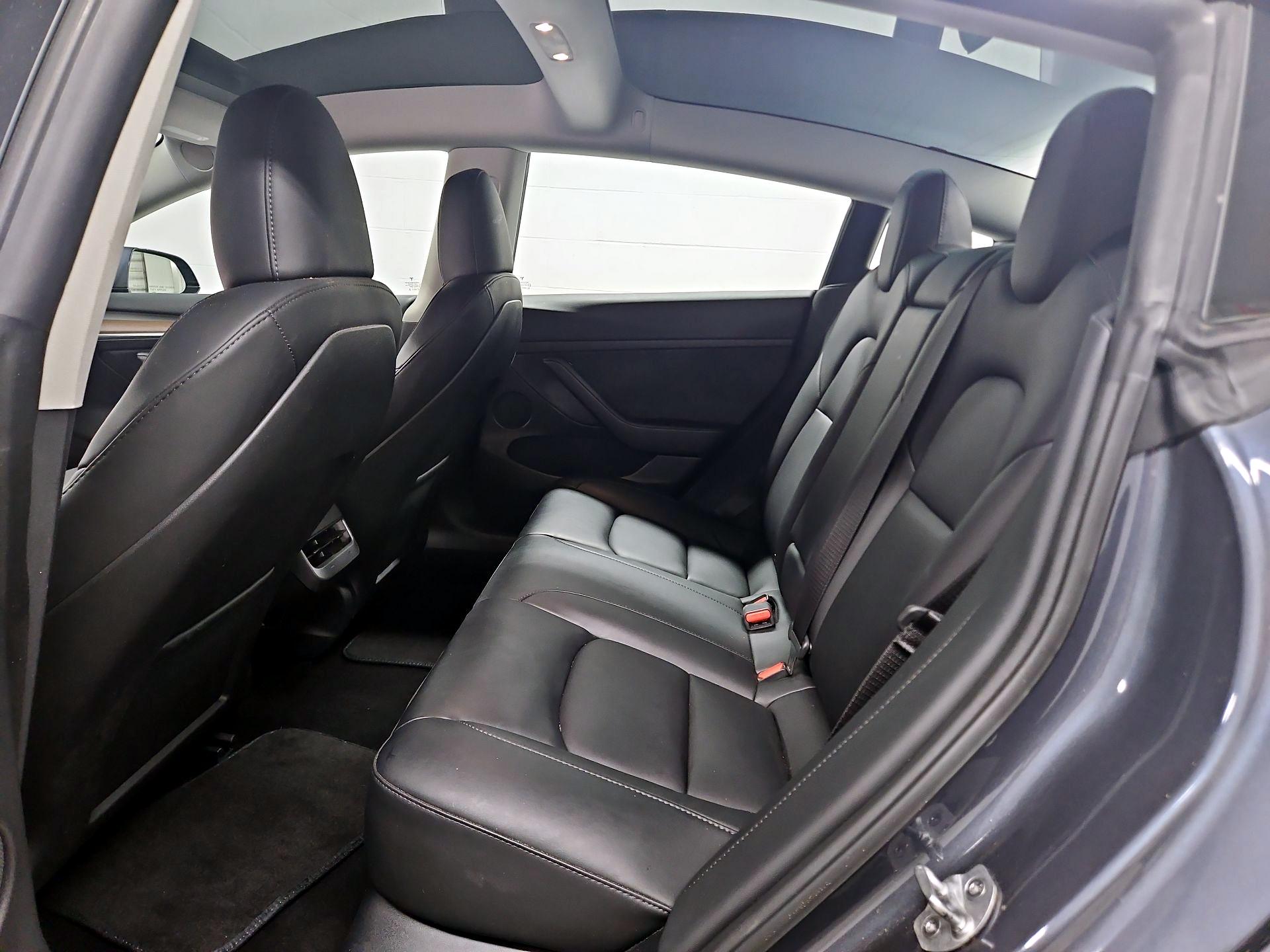 Thumbnail: 2023 Tesla Model 3 - 20
