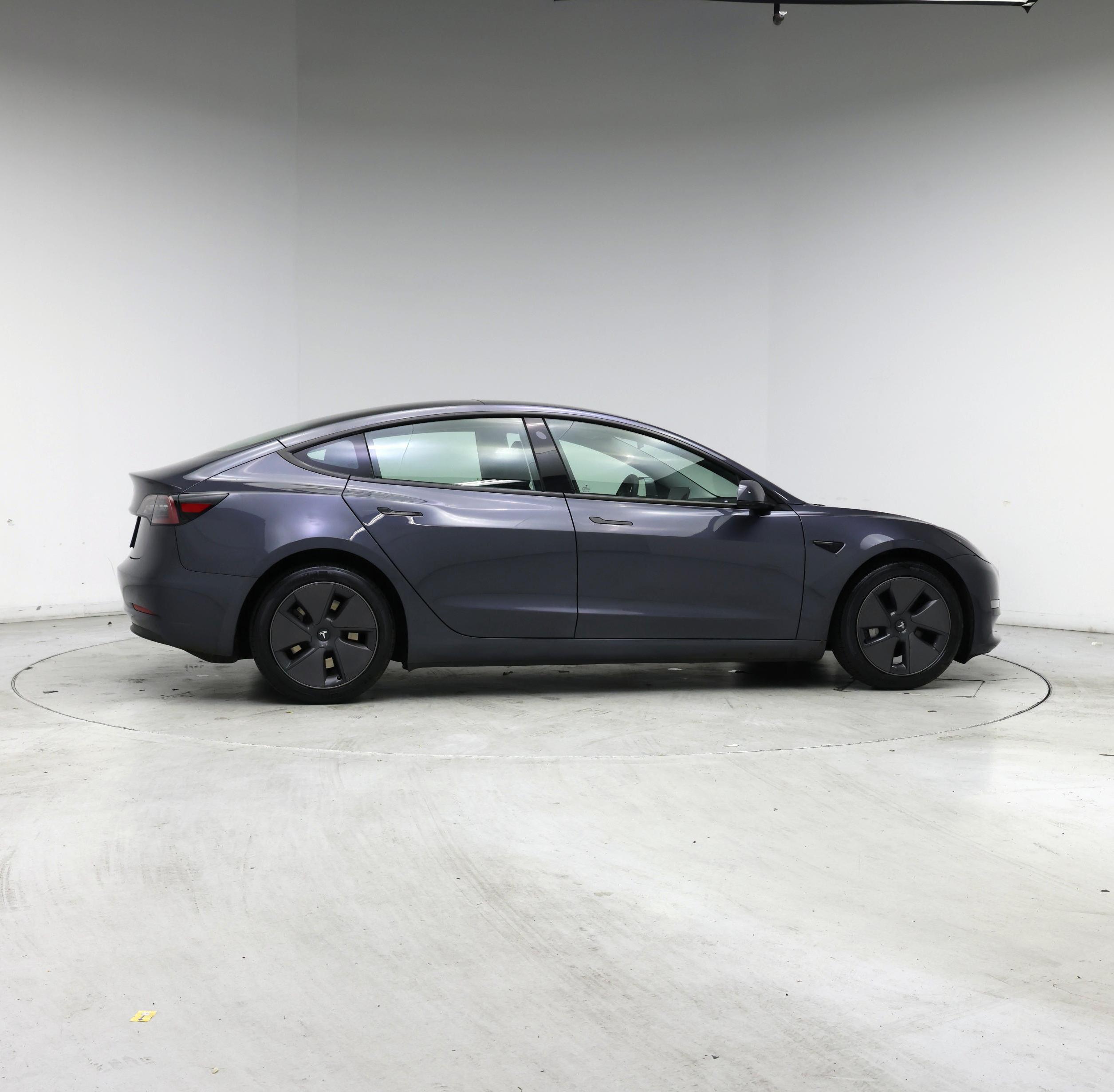 Thumbnail: 2023 Tesla Model 3 - 7