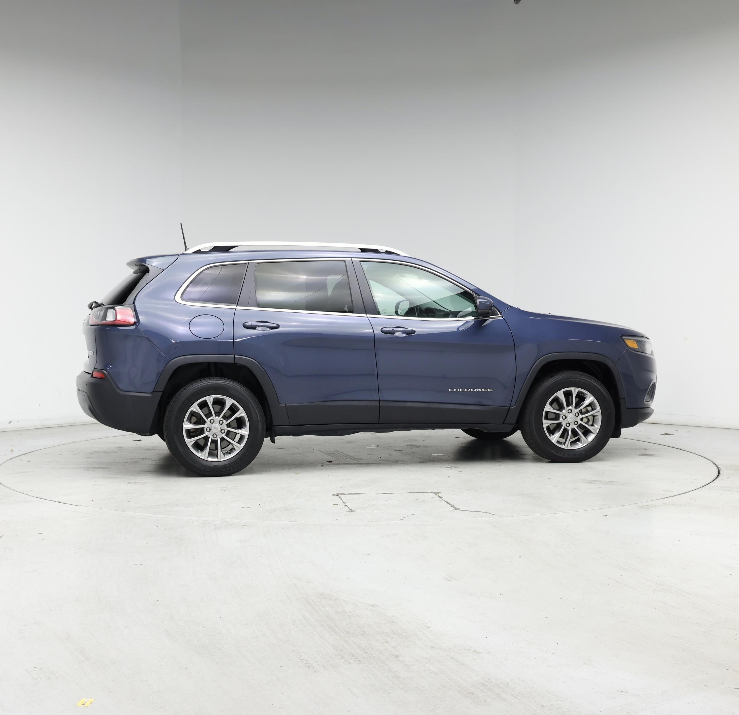 Thumbnail: 2020 Jeep Cherokee - 7