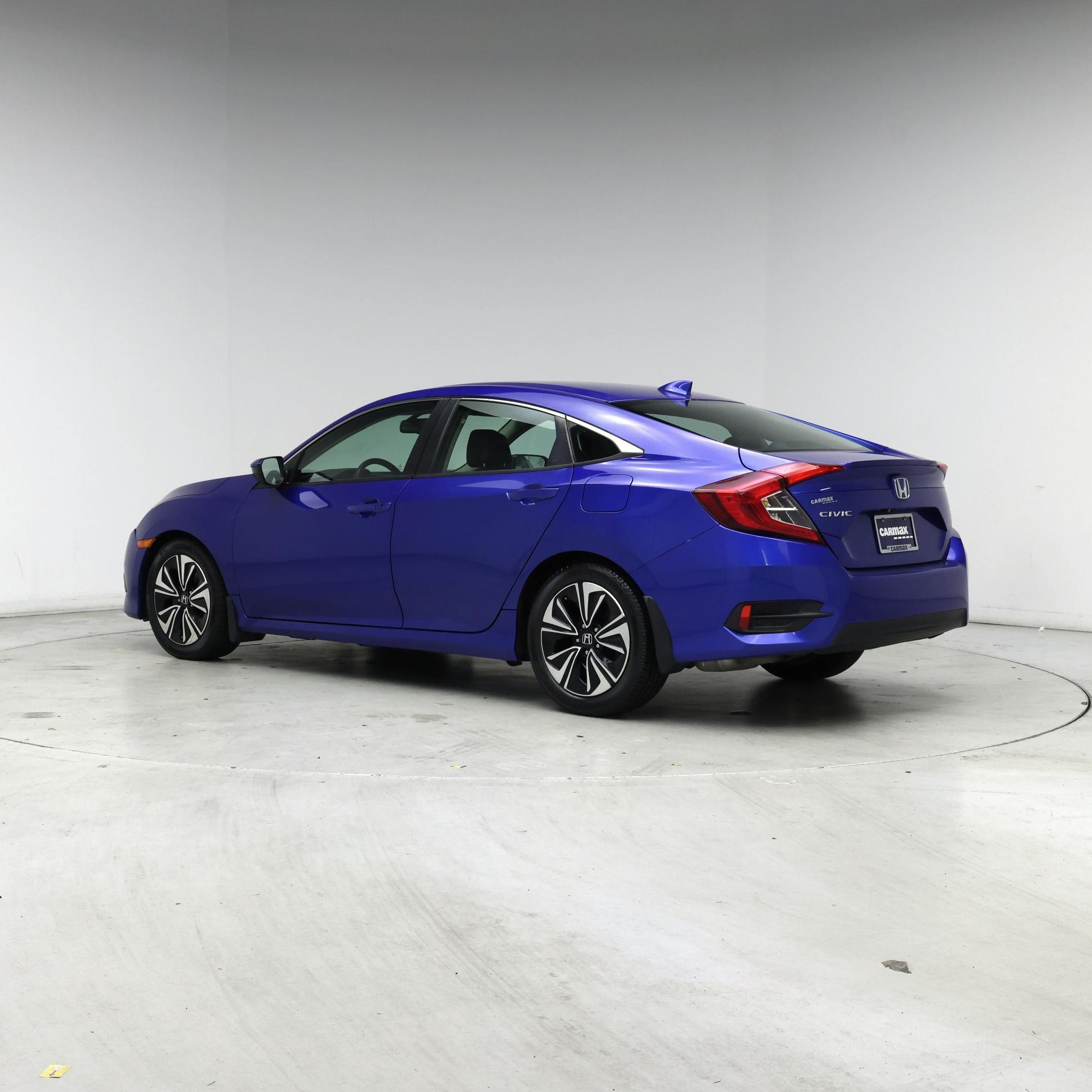 Thumbnail: 2017 Honda Civic - 2