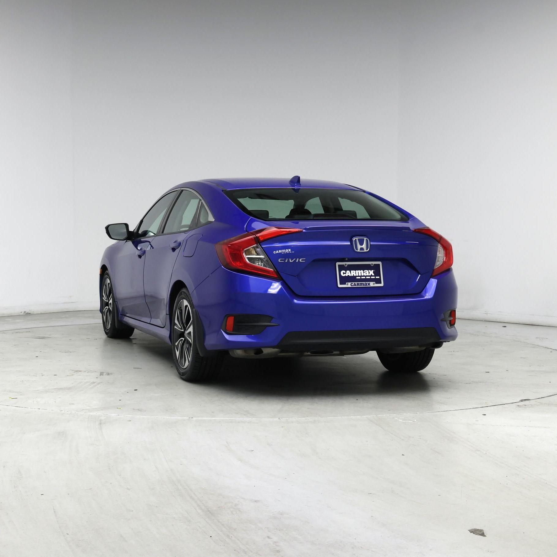 Thumbnail: 2017 Honda Civic - 6