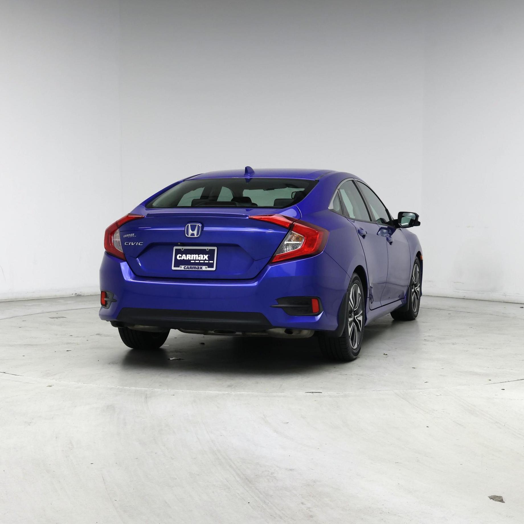 Thumbnail: 2017 Honda Civic - 8