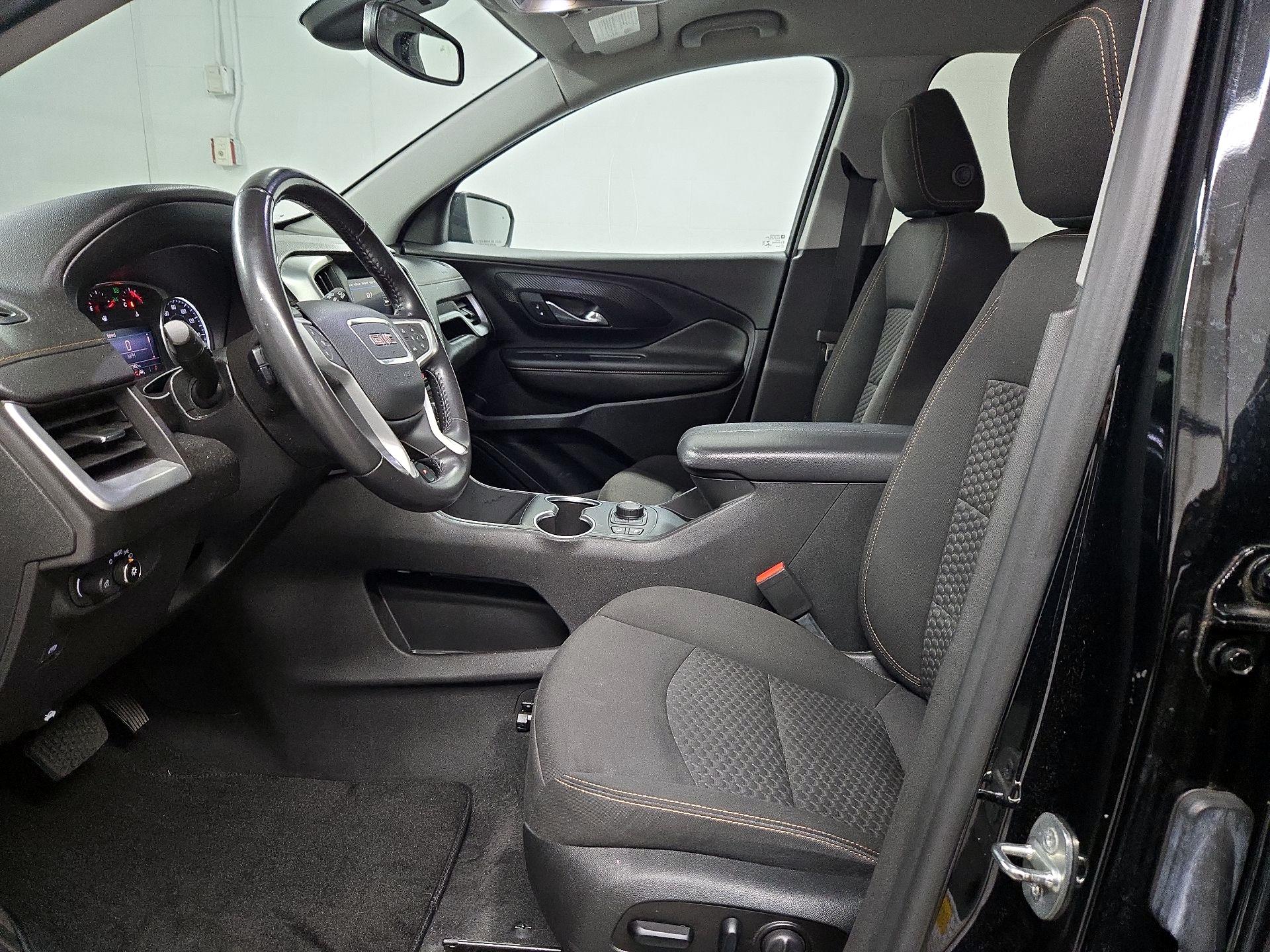 Thumbnail: 2020 GMC Terrain - 11