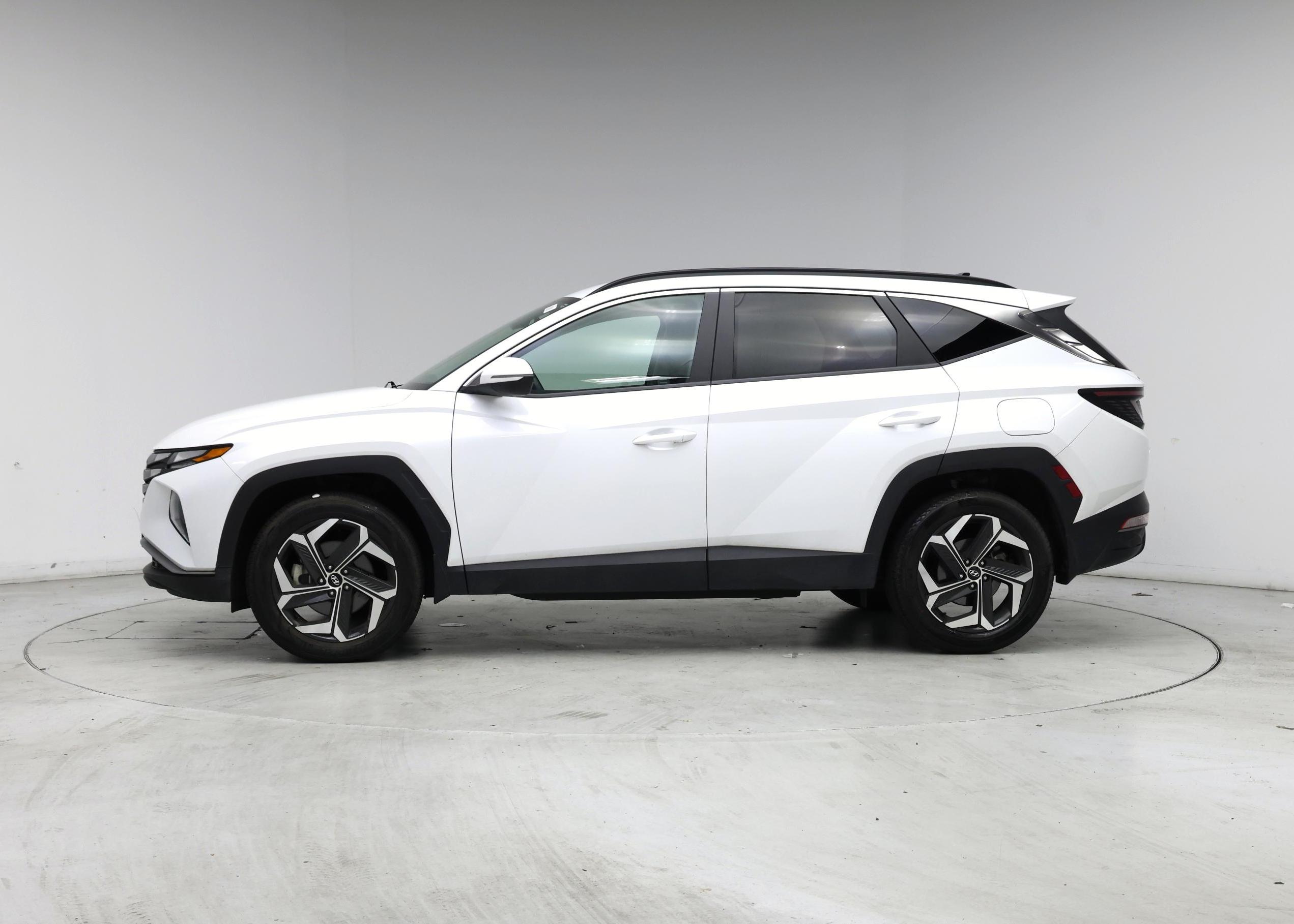 Thumbnail: 2022 Hyundai Tucson - 3