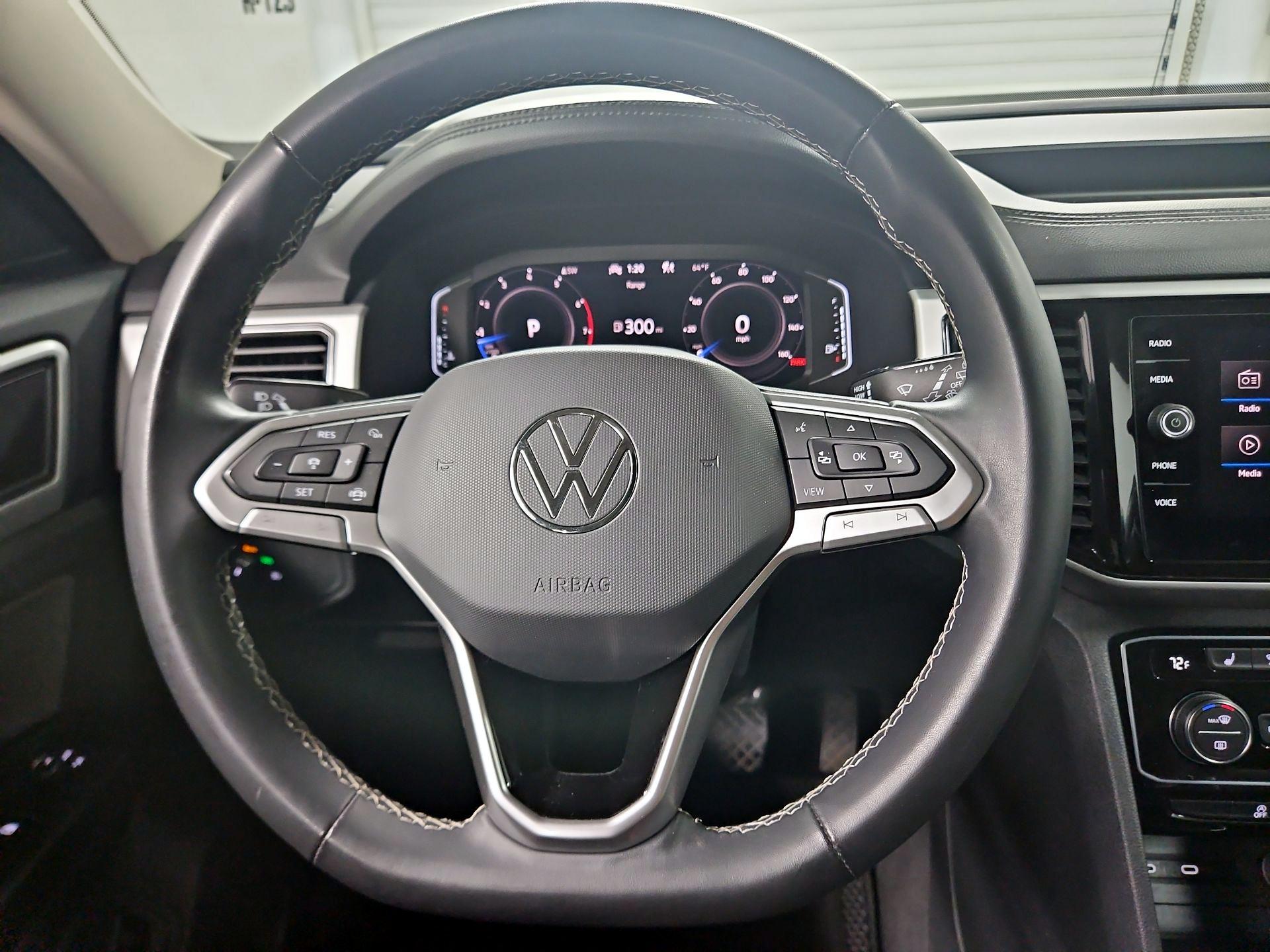 Thumbnail: 2022 Volkswagen Atlas - 10