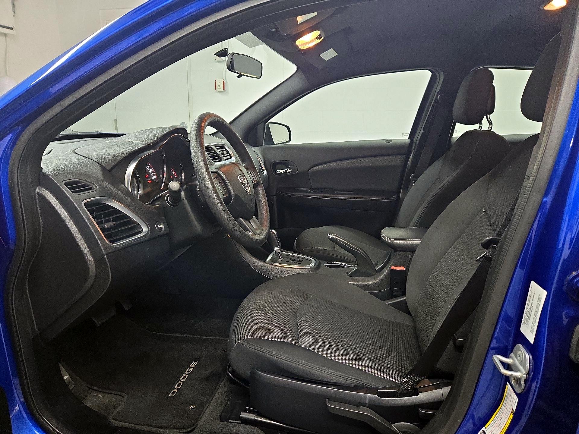 Thumbnail: 2013 Dodge Avenger - 11