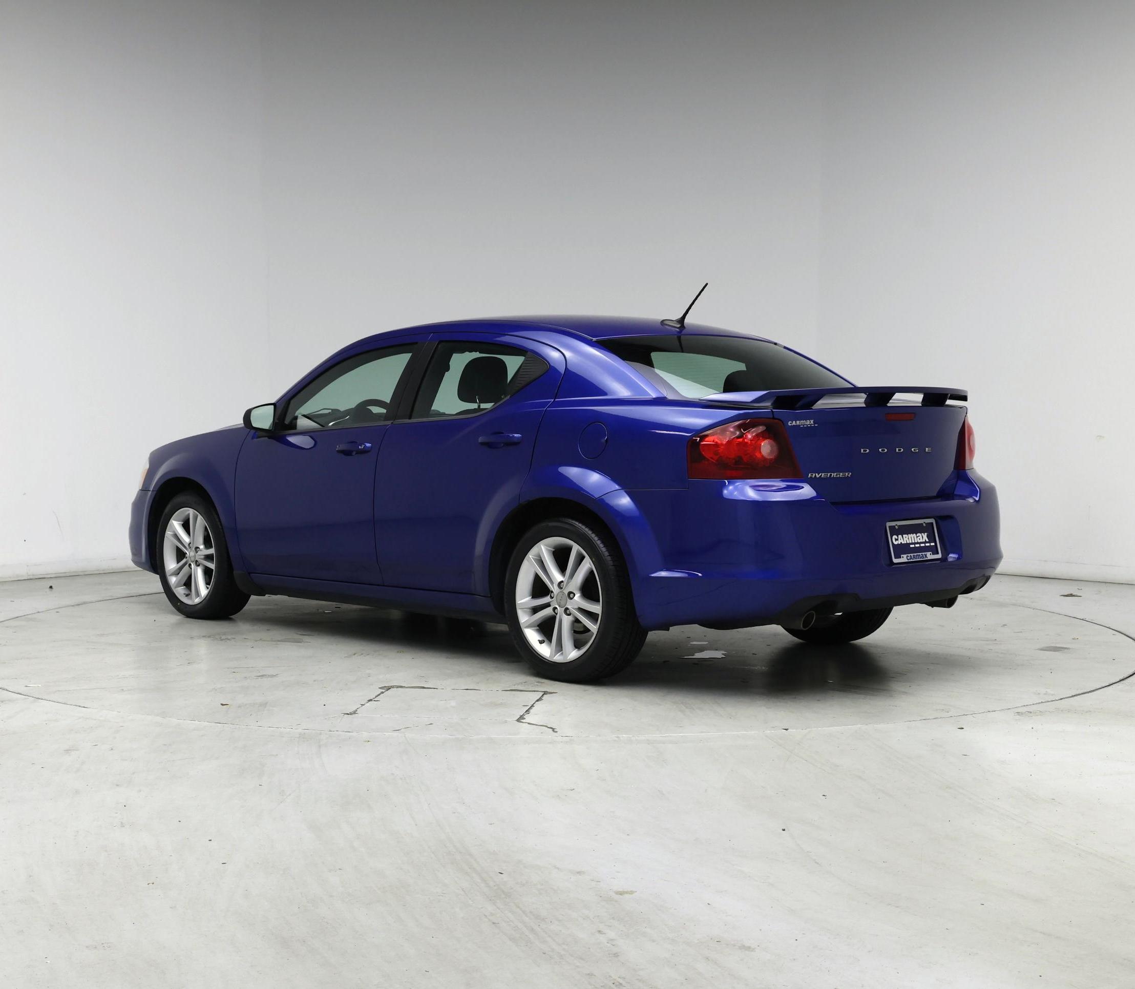 Thumbnail: 2013 Dodge Avenger - 2