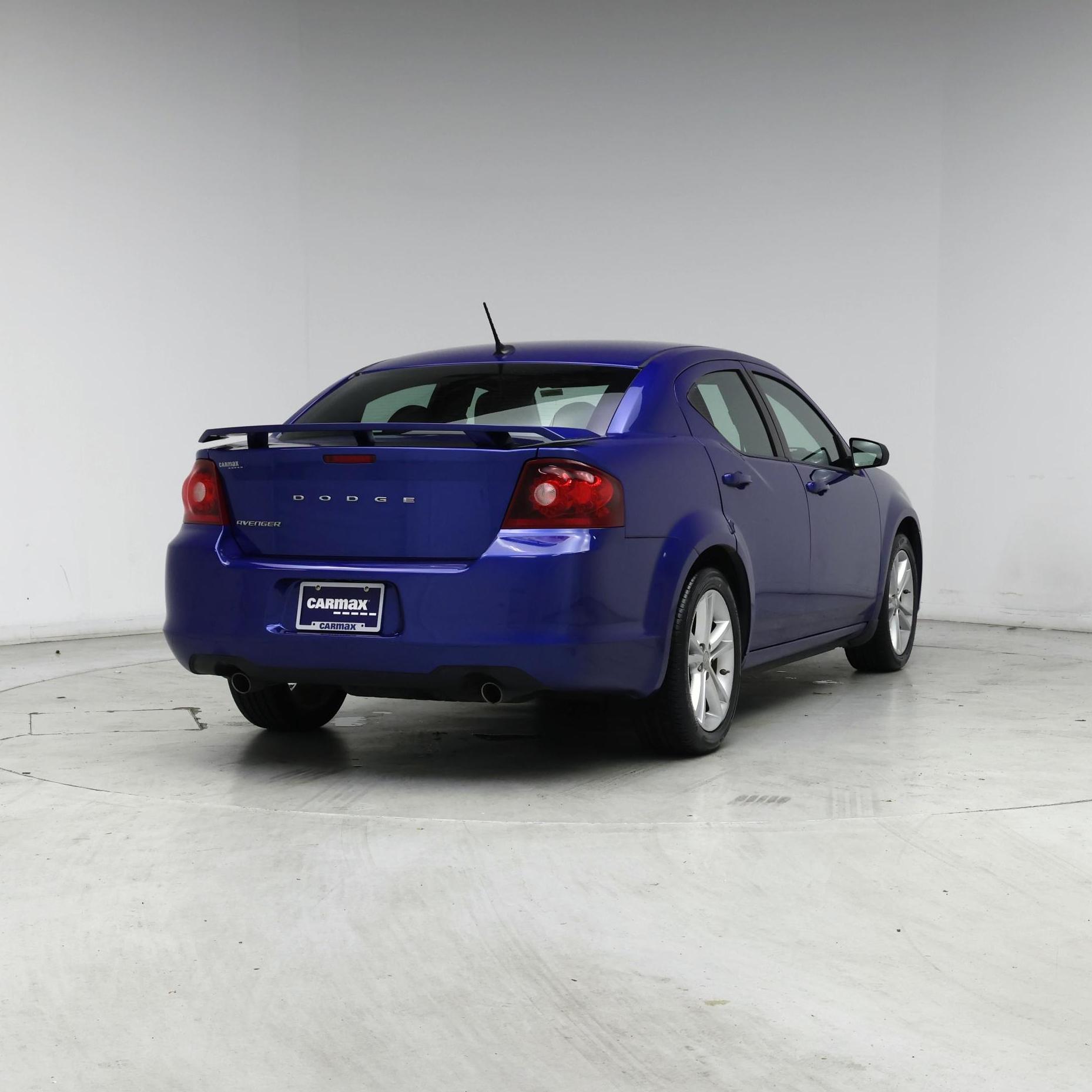 Thumbnail: 2013 Dodge Avenger - 8