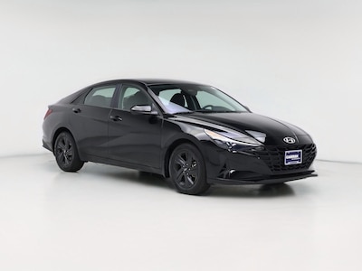 Black 2023 Hyundai Elantra SEL