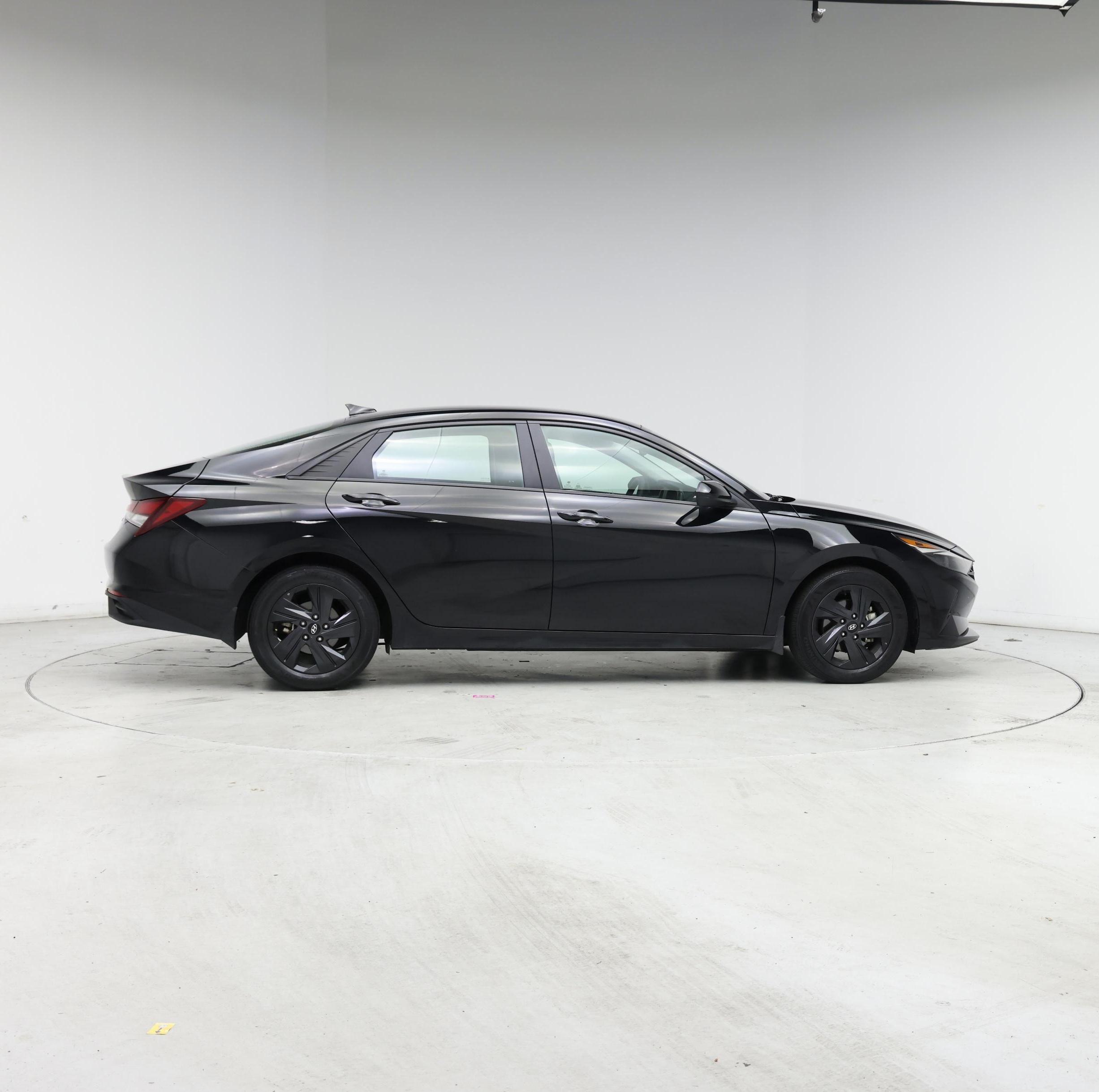 Thumbnail: 2023 Hyundai Elantra - 7