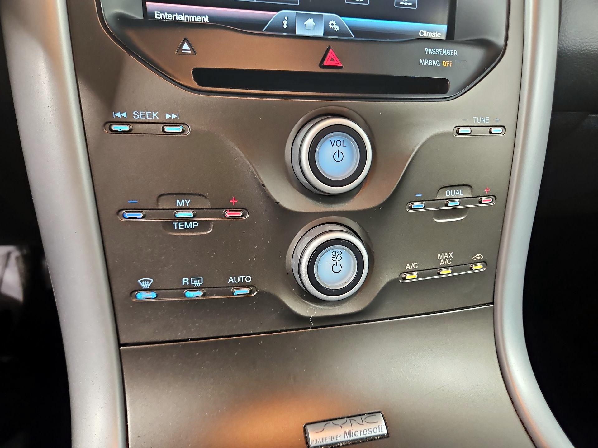 Thumbnail: 2014 Ford Edge - 17