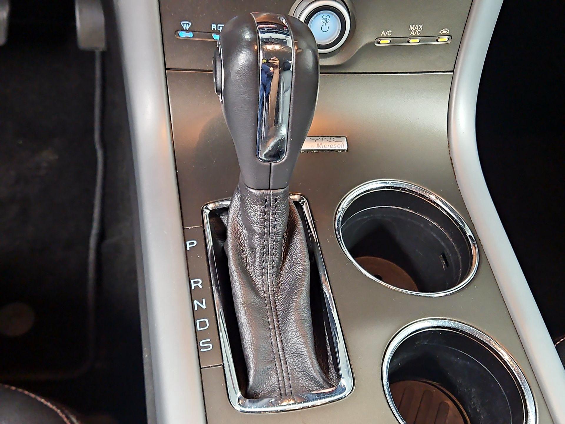 Thumbnail: 2014 Ford Edge - 18