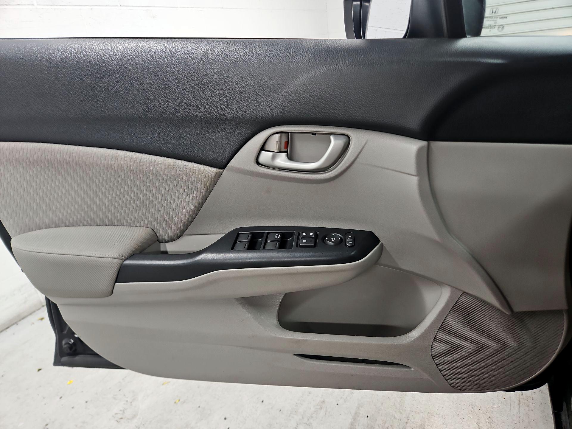 Thumbnail: 2014 Honda Civic - 12