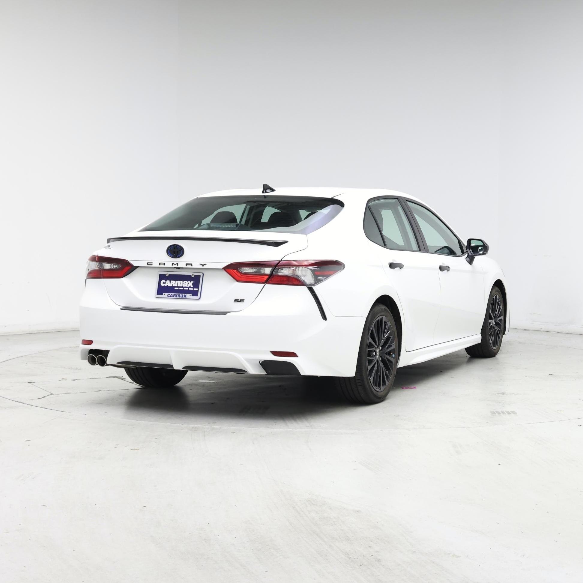 Thumbnail: 2022 Toyota Camry - 8
