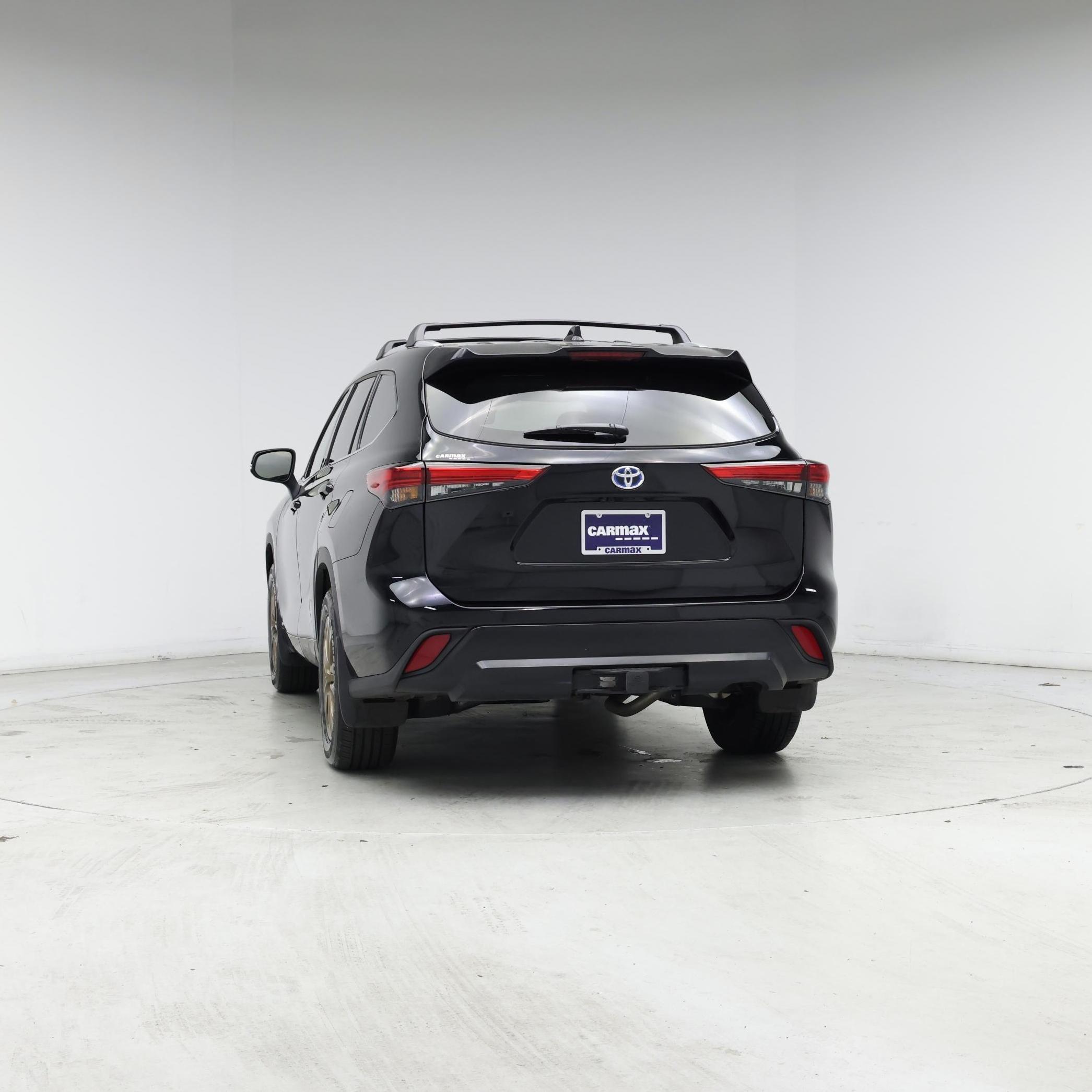 Thumbnail: 2022 Toyota Highlander - 6