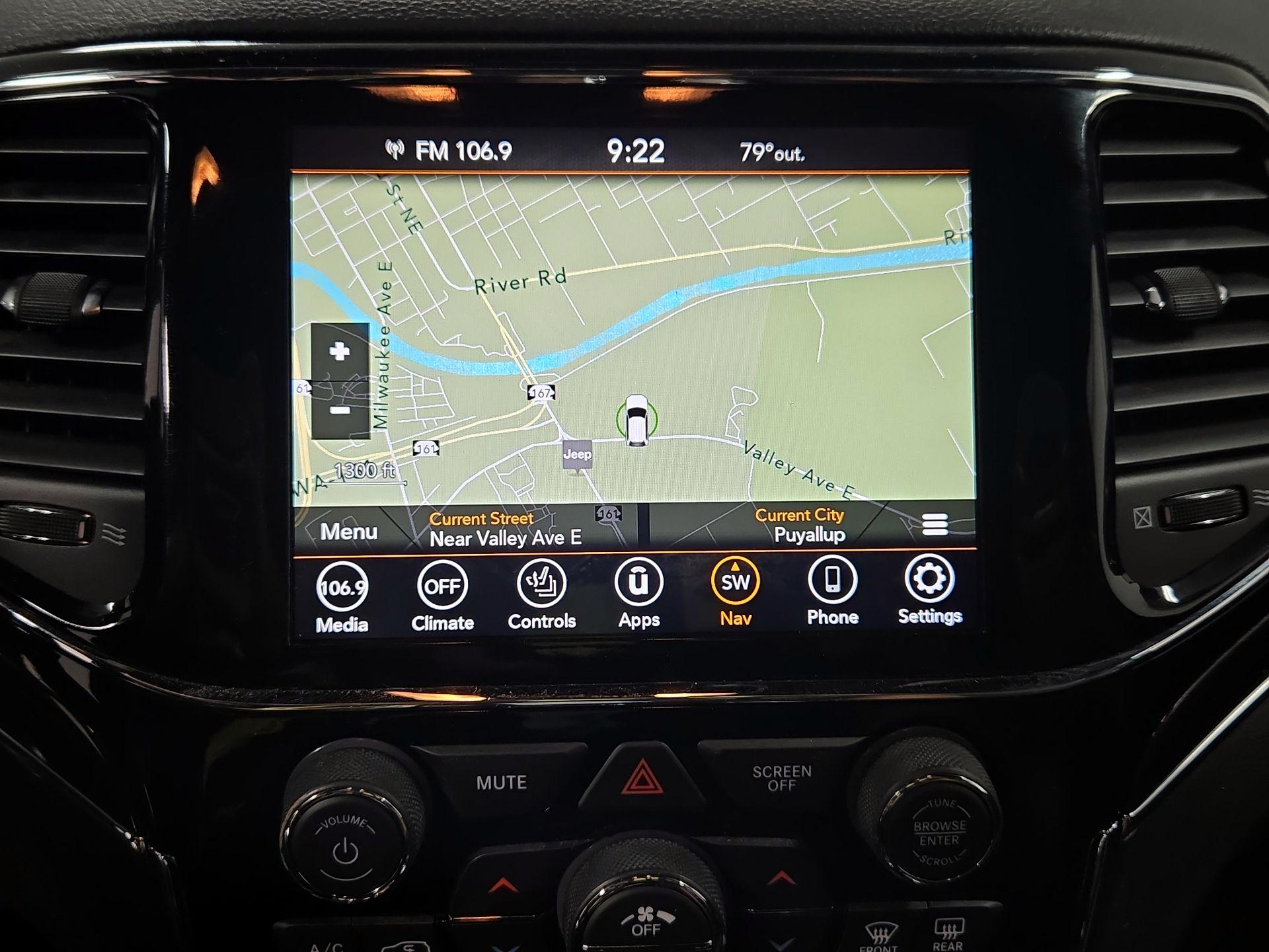 Thumbnail: 2020 Jeep Grand Cherokee - 14
