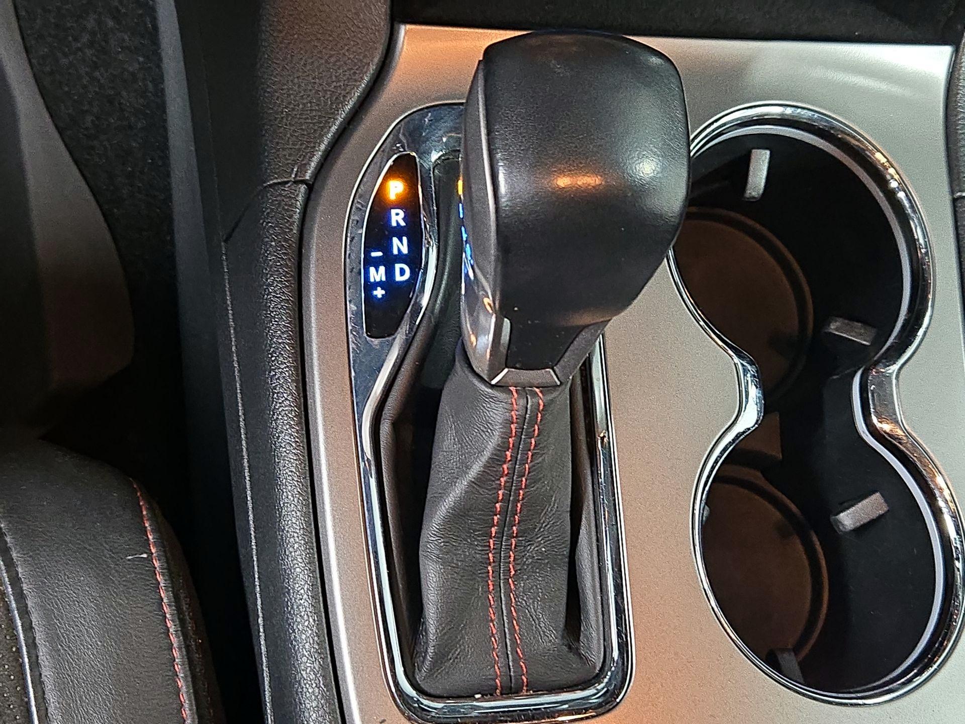 Thumbnail: 2020 Jeep Grand Cherokee - 18