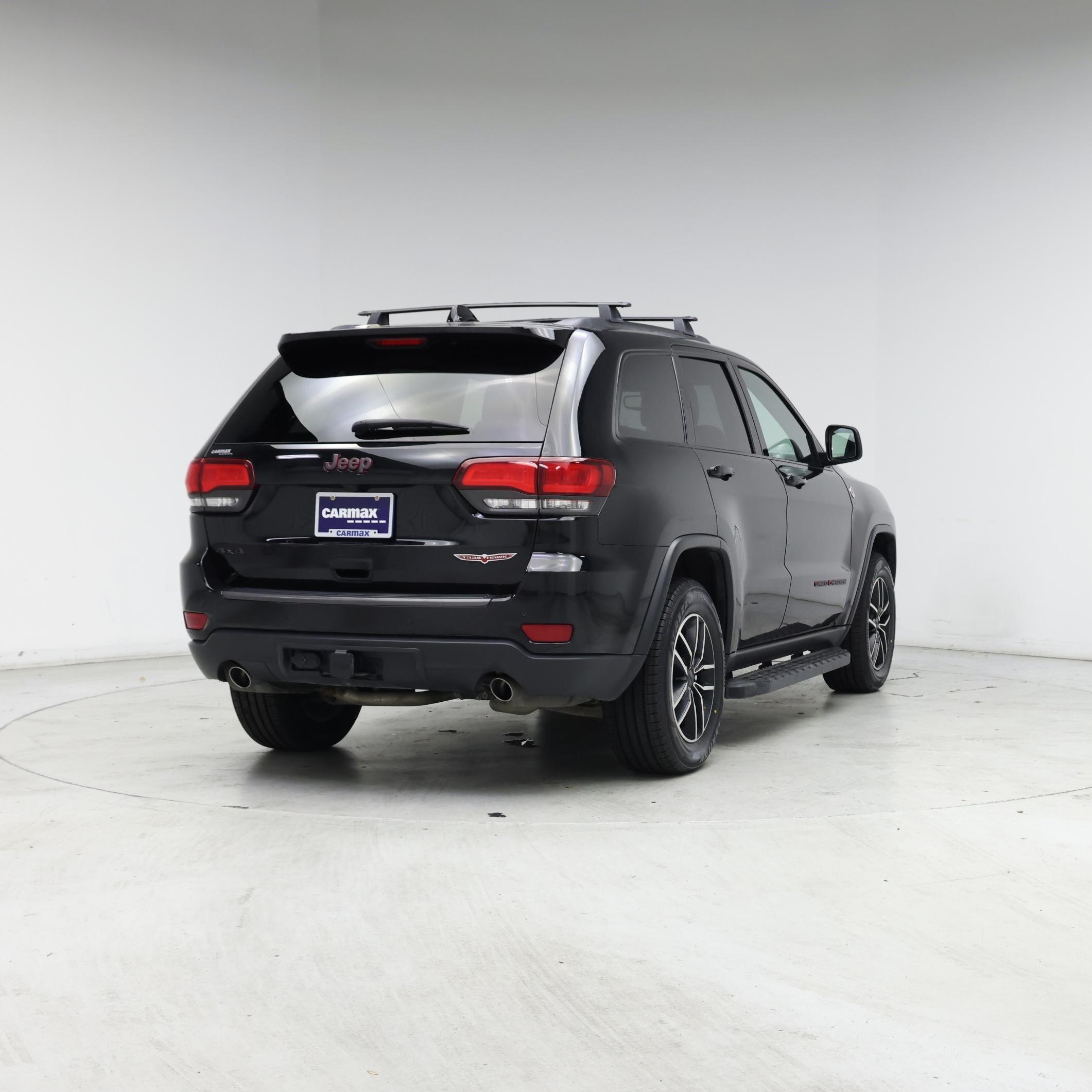 Thumbnail: 2020 Jeep Grand Cherokee - 8
