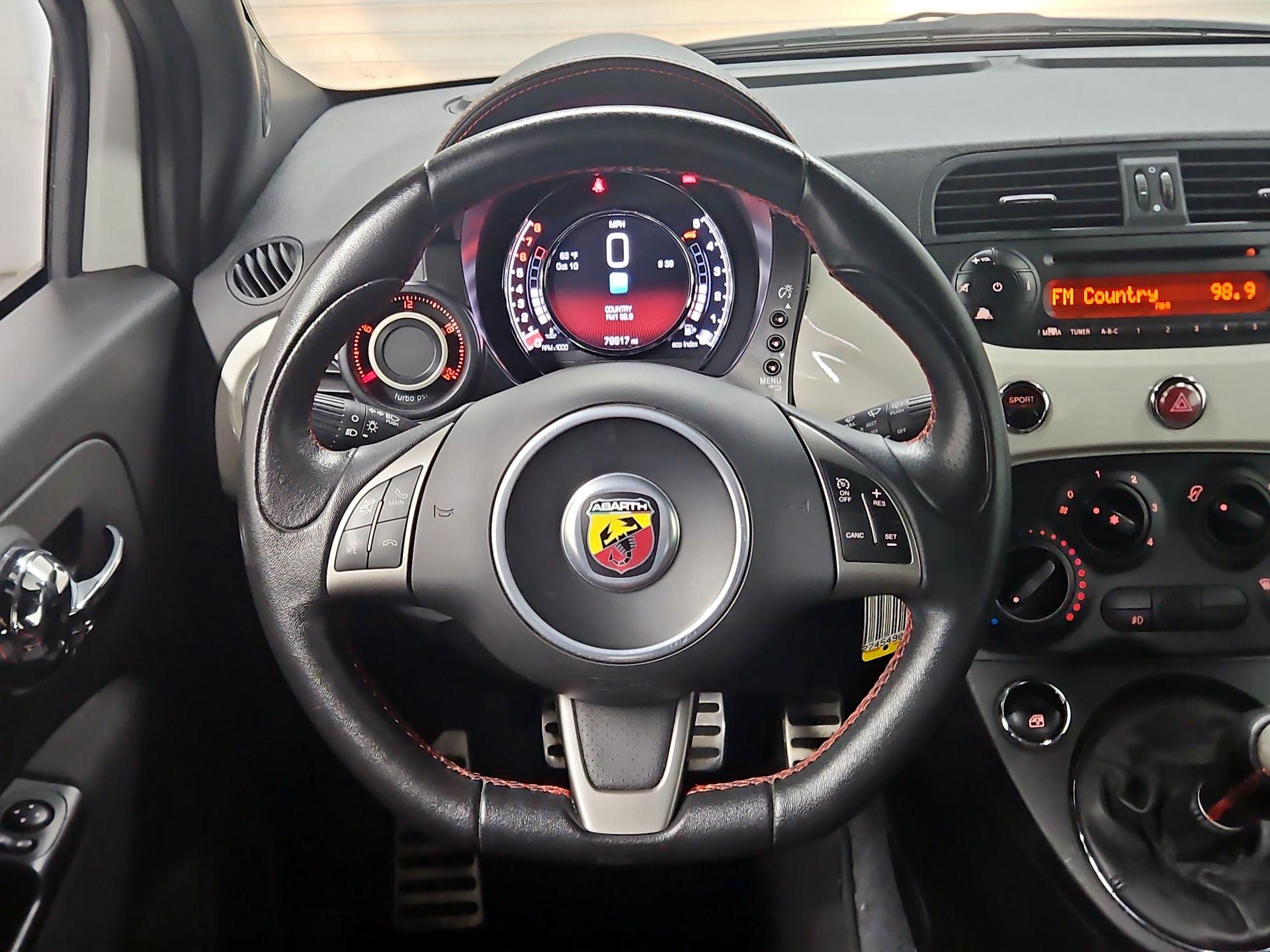 Thumbnail: 2015 Fiat 500 - 10