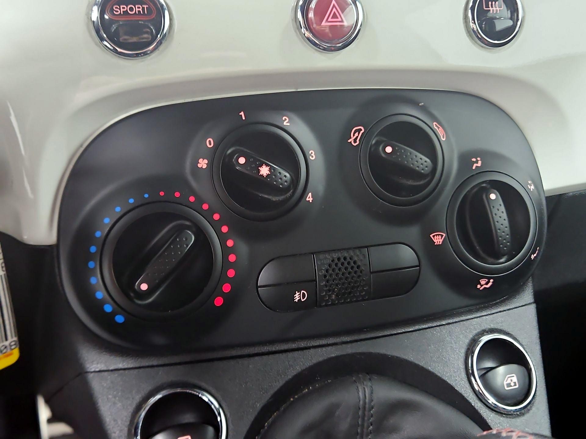 Thumbnail: 2015 Fiat 500 - 14