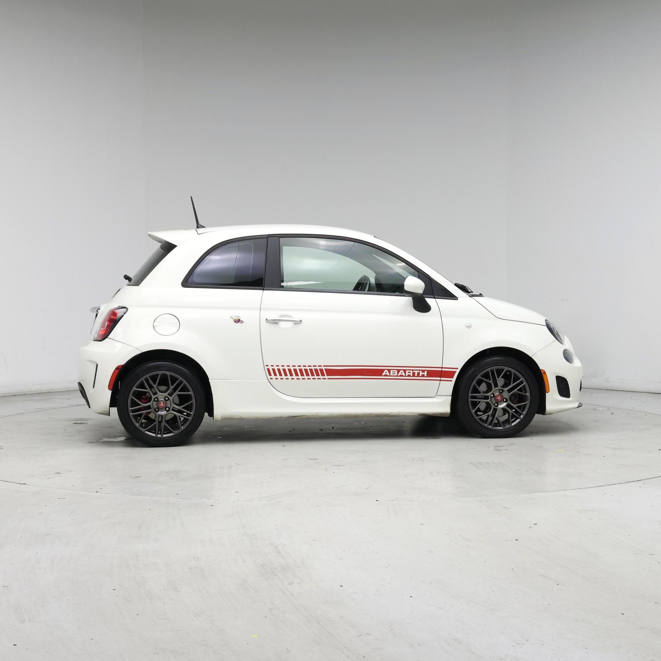 Thumbnail: 2015 Fiat 500 - 7