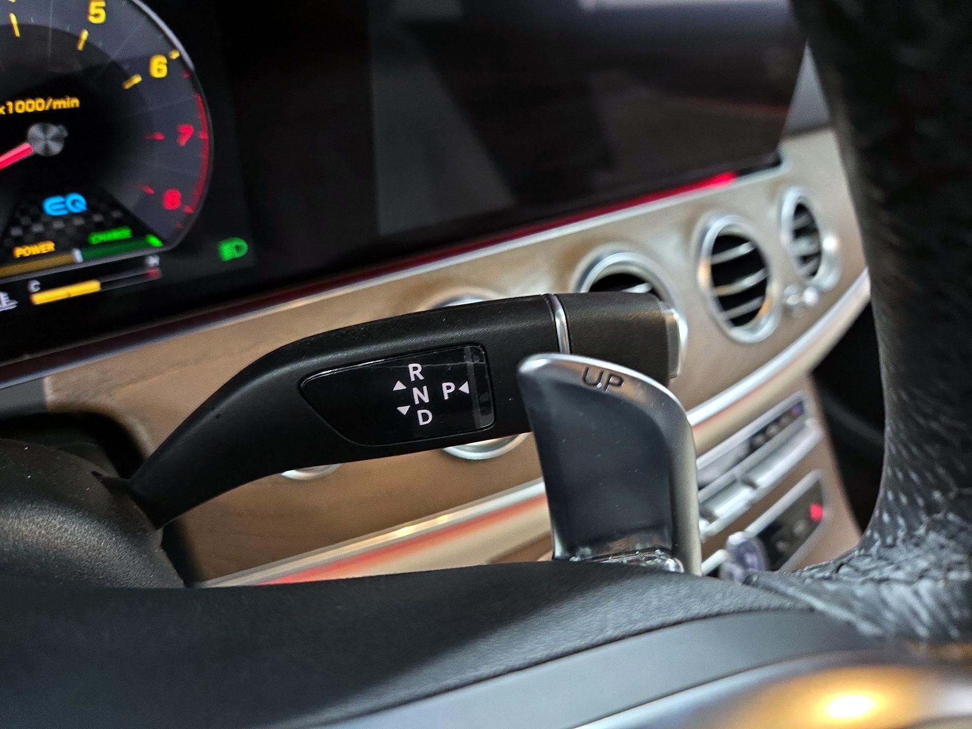 Thumbnail: 2019 Mercedes-Benz E-Class - 18
