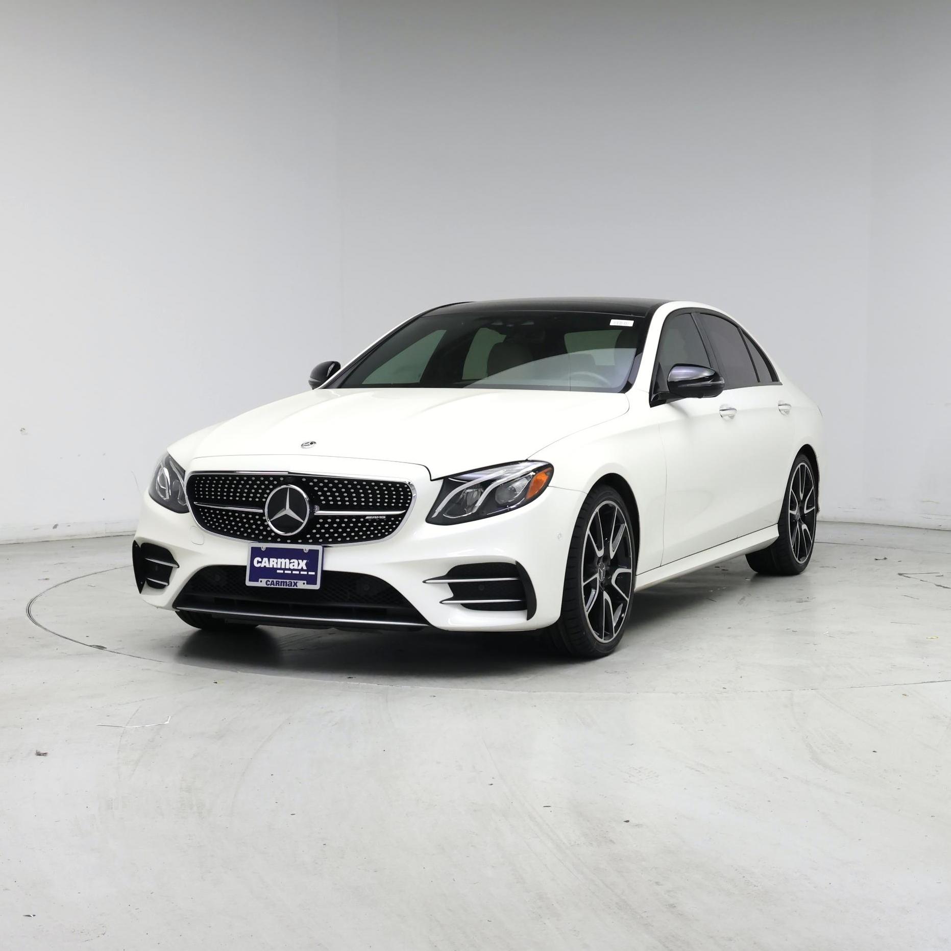 Thumbnail: 2019 Mercedes-Benz E-Class - 4