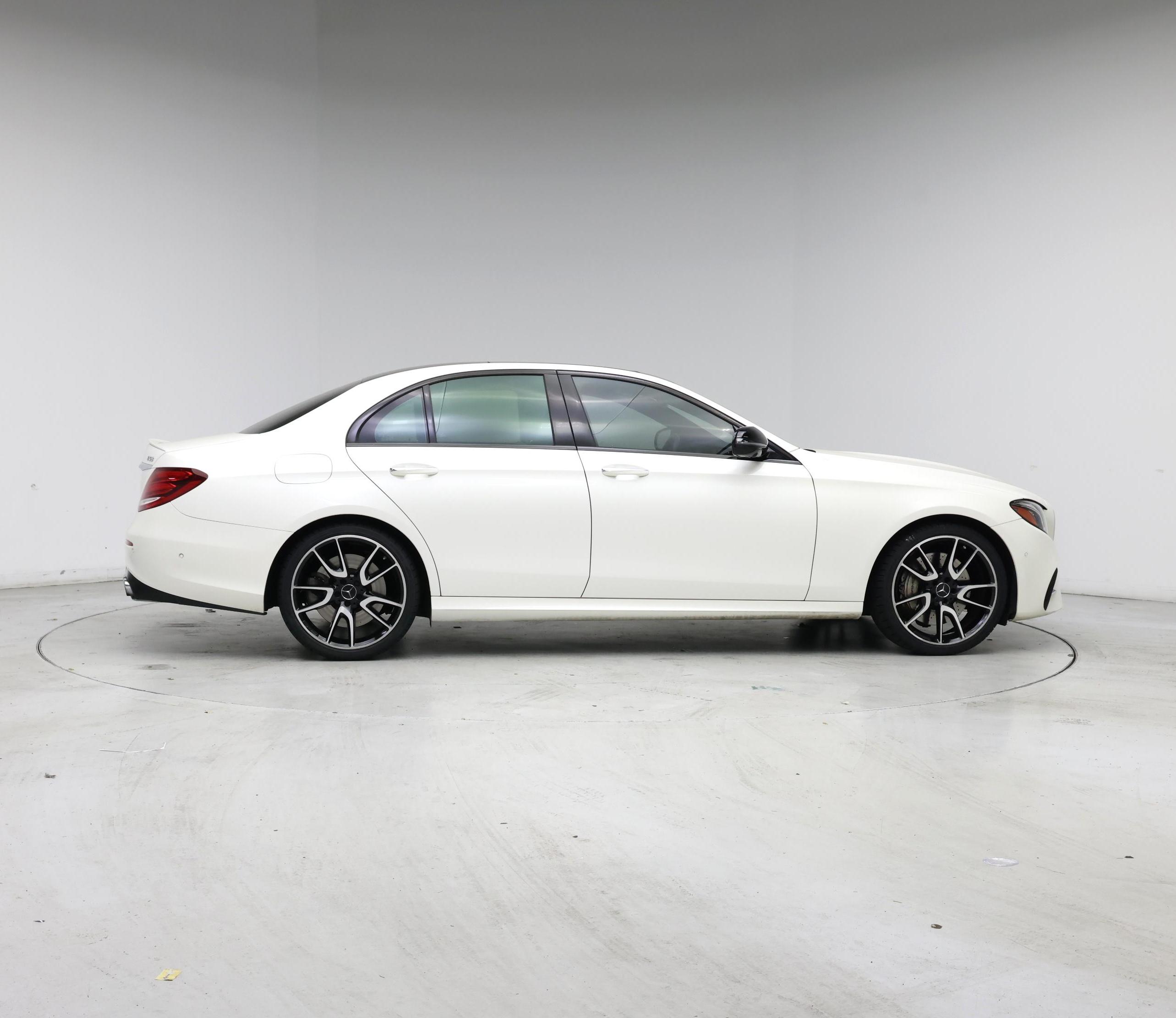 Thumbnail: 2019 Mercedes-Benz E-Class - 7