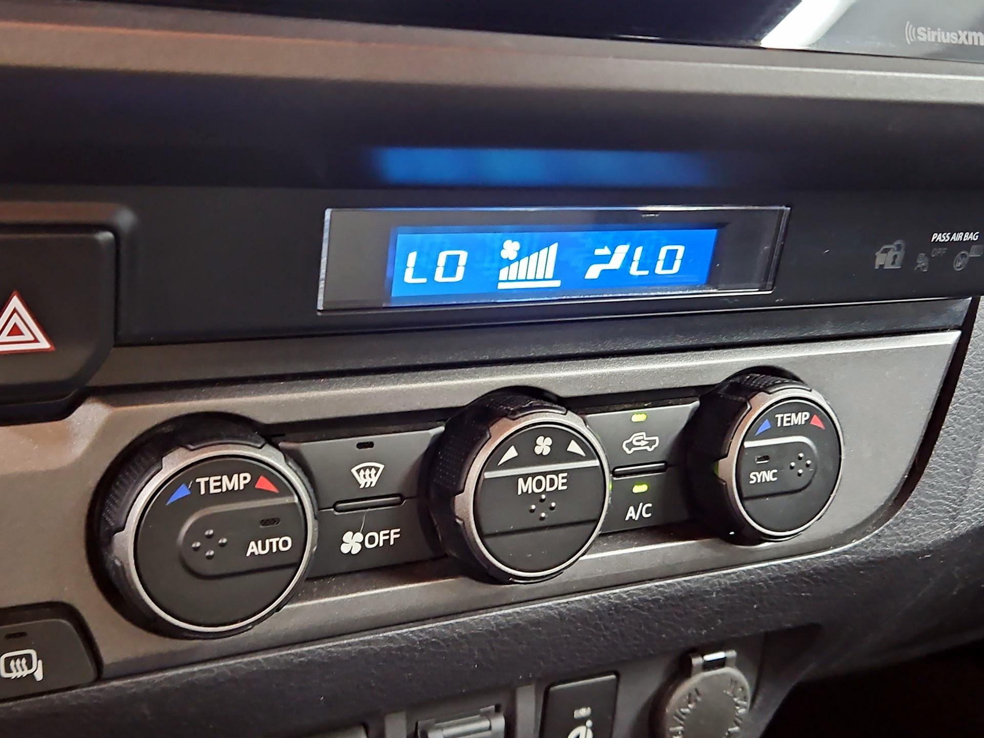 Thumbnail: 2021 Toyota Tacoma - 16