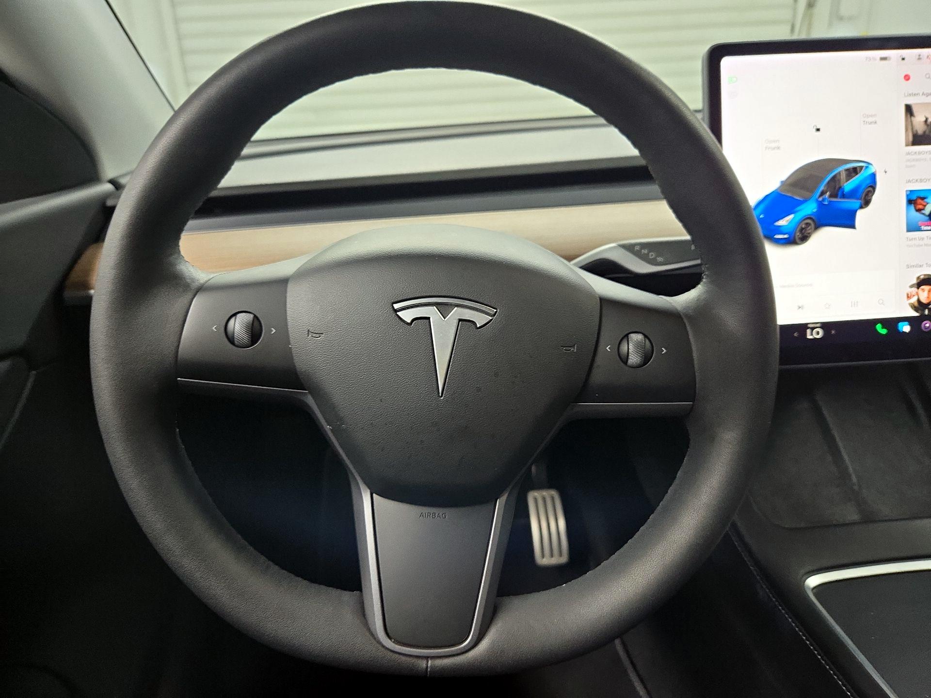 Thumbnail: 2022 Tesla Model Y - 10