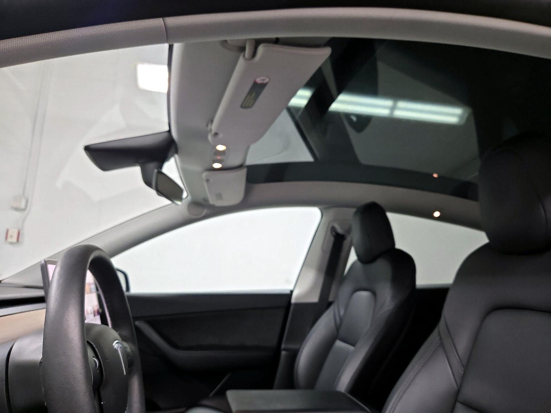 Thumbnail: 2022 Tesla Model Y - 20