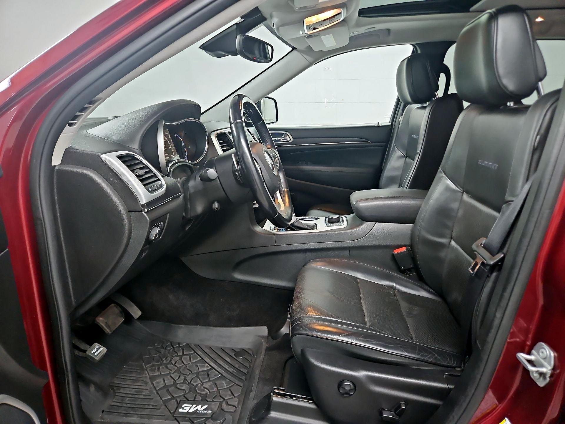 Thumbnail: 2018 Jeep Grand Cherokee - 11