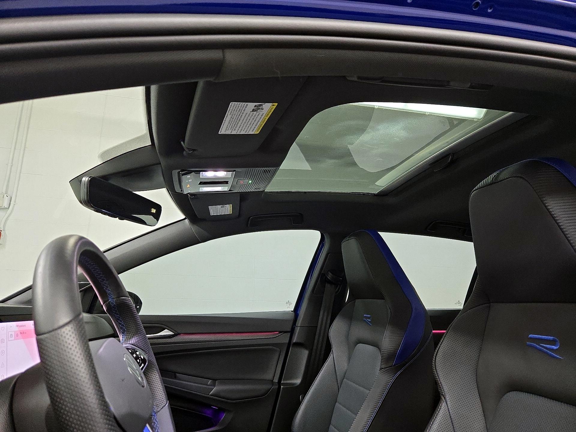 Thumbnail: 2024 Volkswagen Golf - 20