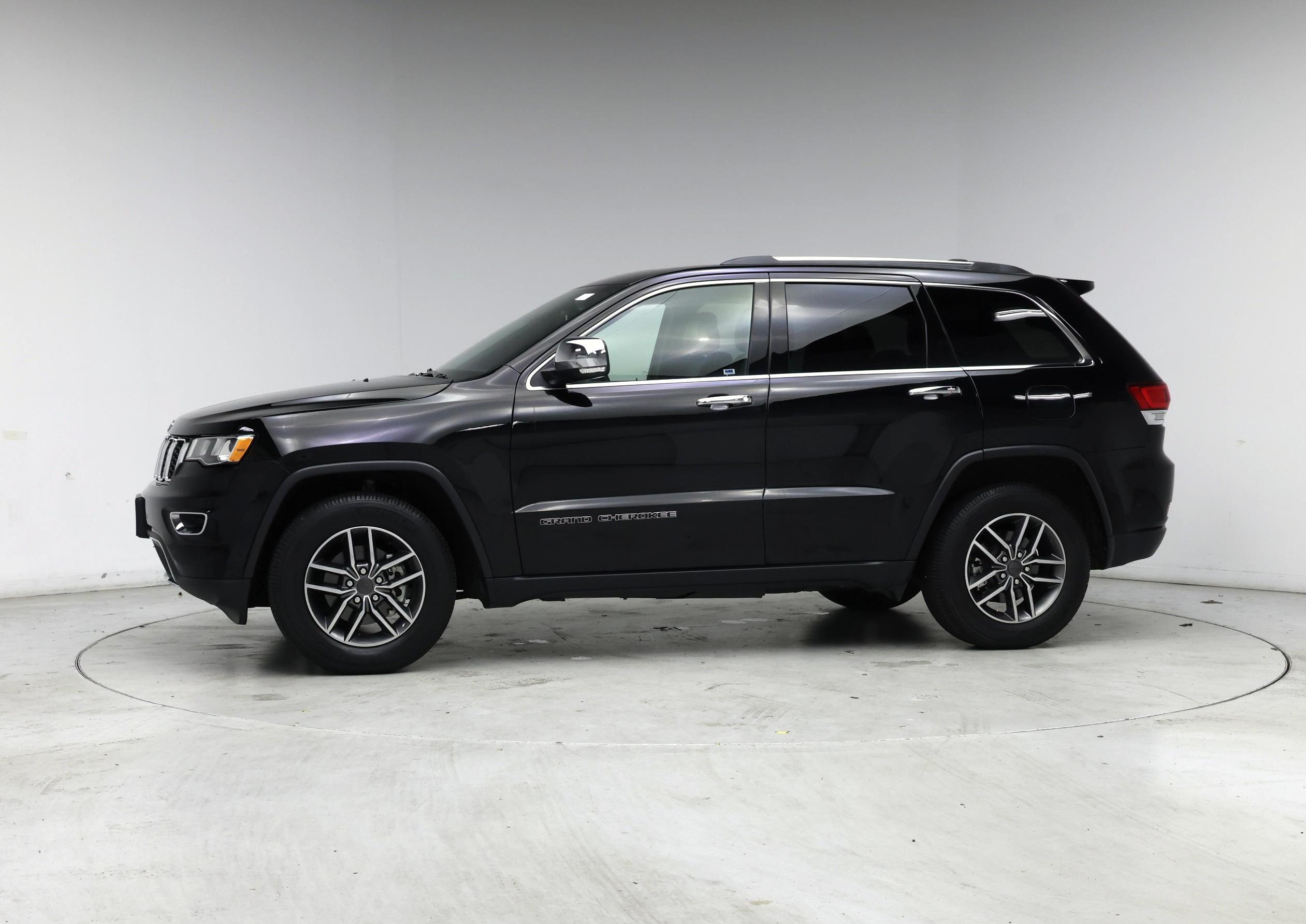Thumbnail: 2020 Jeep Grand Cherokee - 3