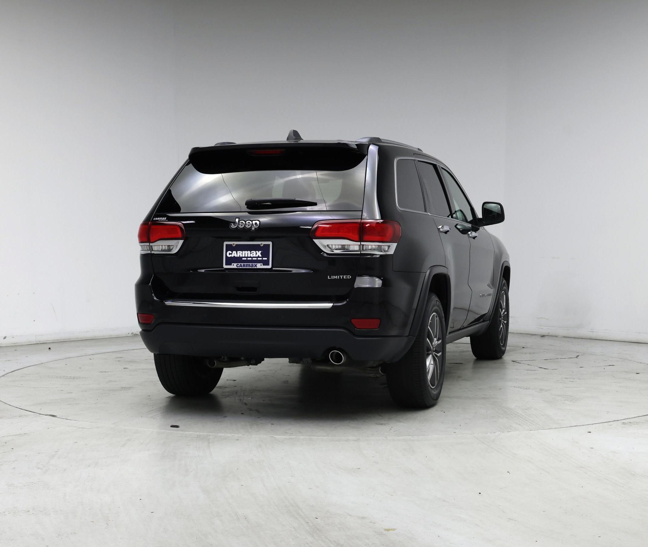 Thumbnail: 2020 Jeep Grand Cherokee - 8