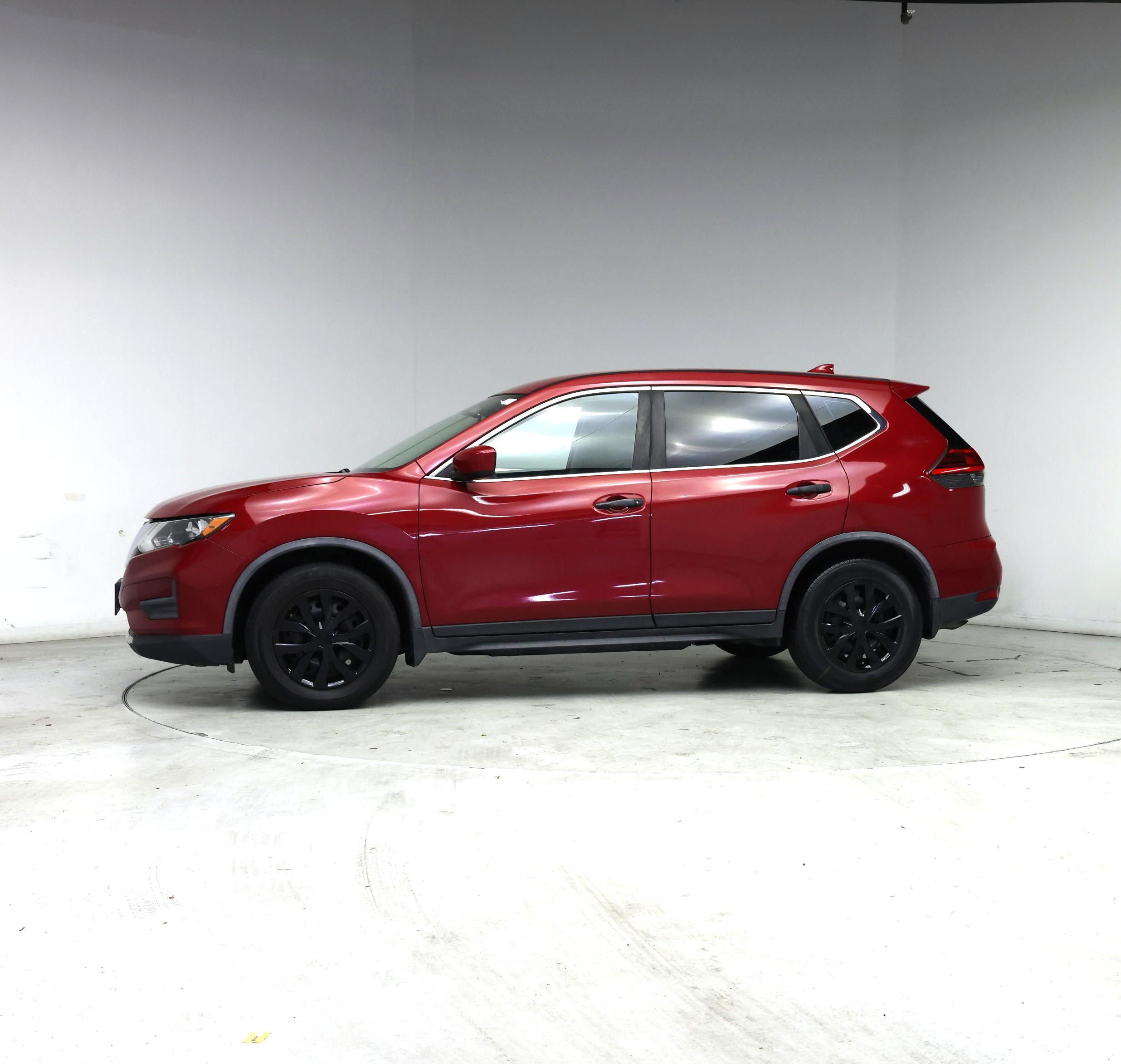 Thumbnail: 2017 Nissan Rogue - 3